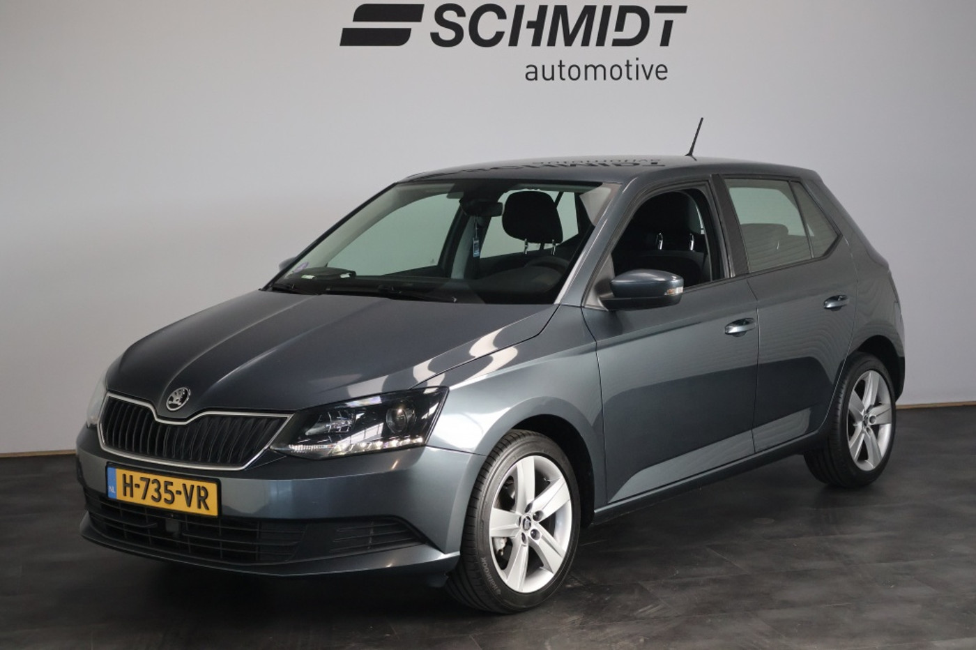 Skoda Fabia 1.2 TSI Active 90pk | Trekhaak | Airco | DAB 2014 - voorkant