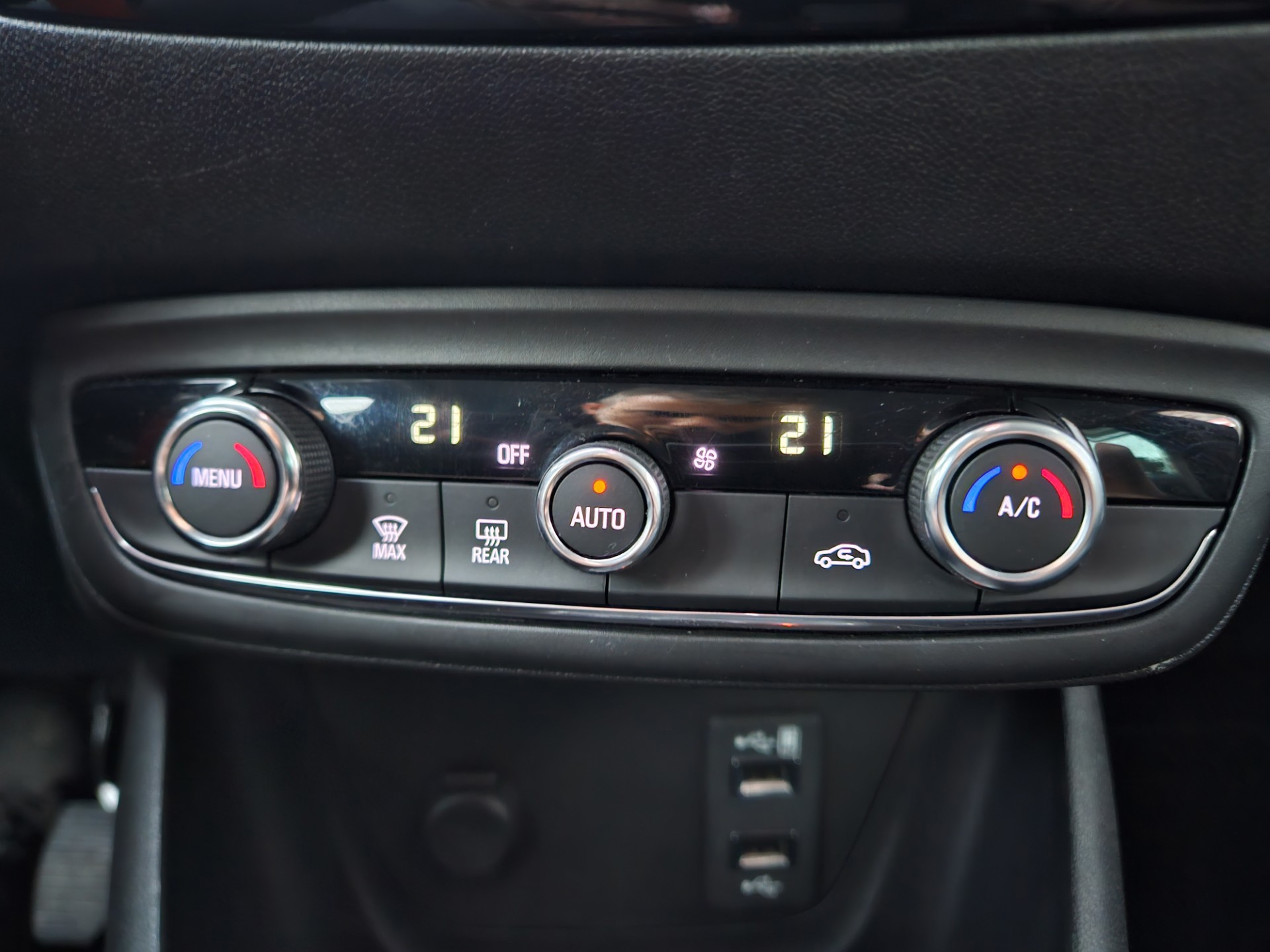 Foto van Opel Crossland X