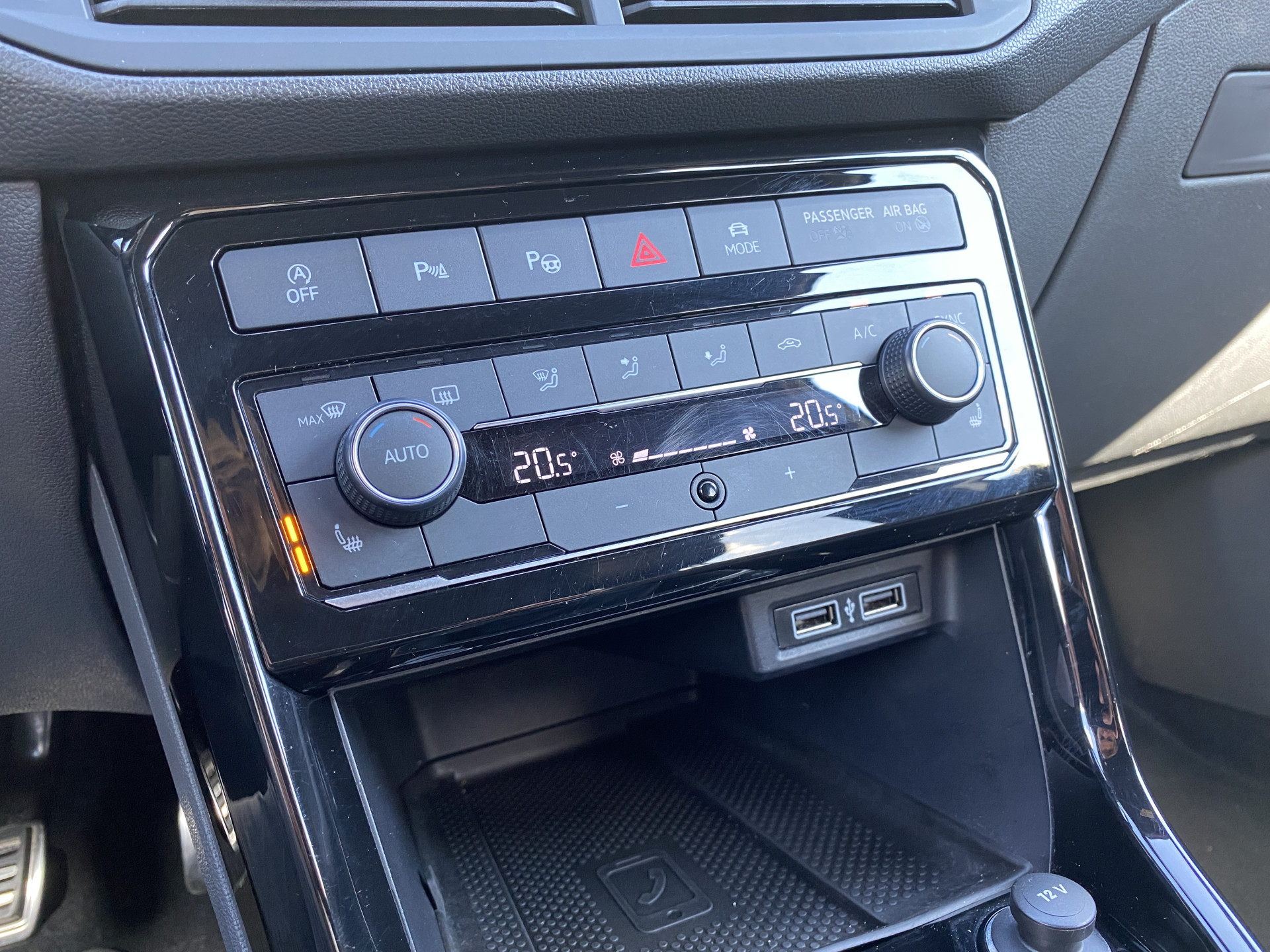 Foto van Volkswagen T-cross