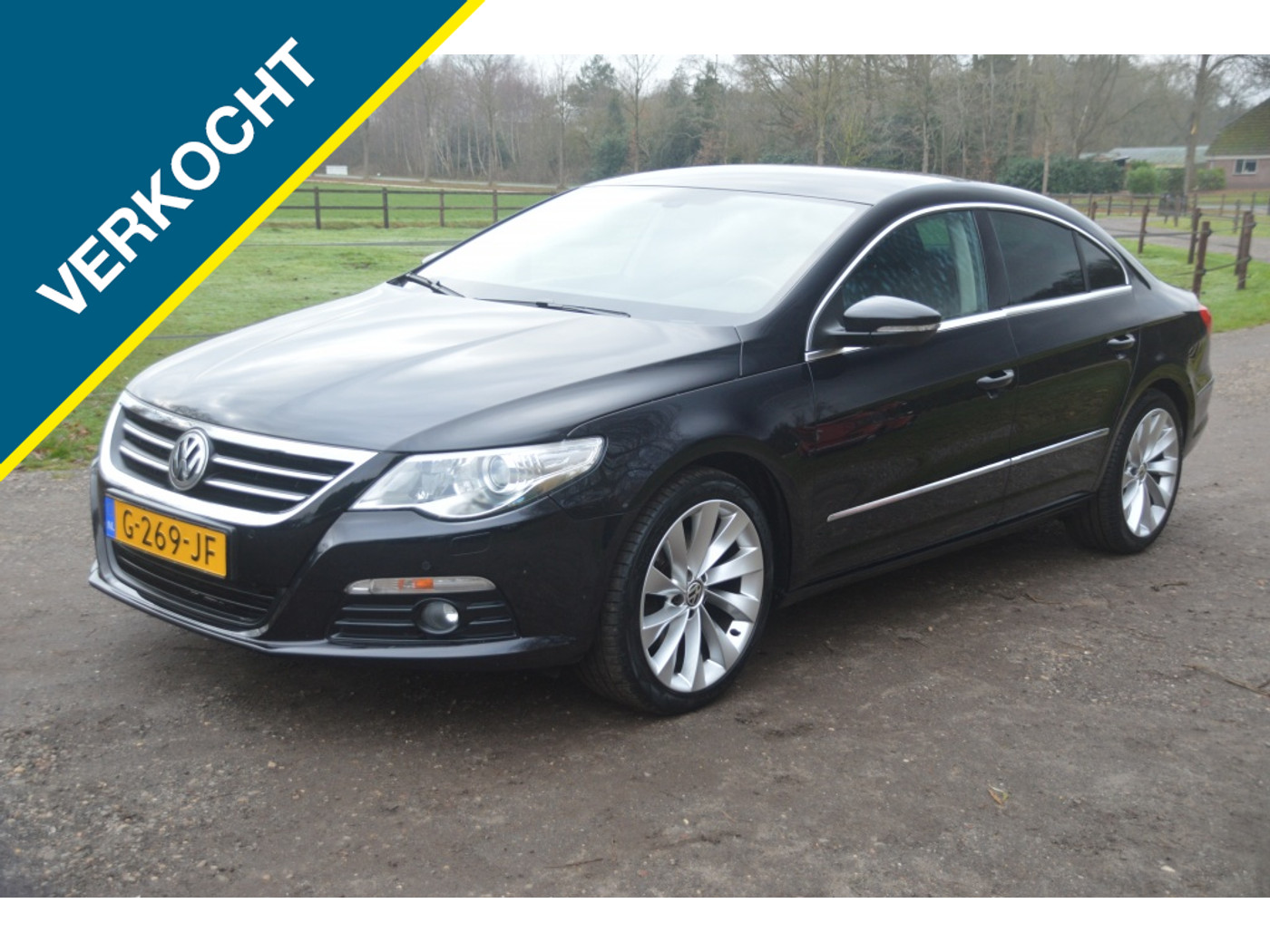 Volkswagen Passat CC 1.8 TSI 4p. Clima Cruise Xenon PDC 18 Inch 2010 - voorkant