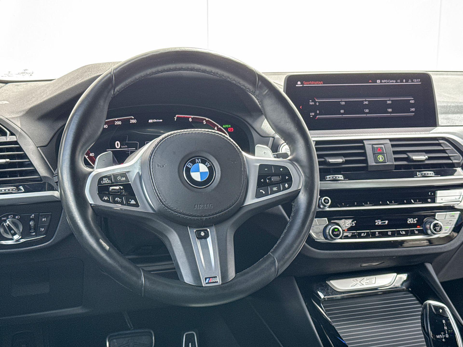 Foto van BMW X3 Xdrive30e