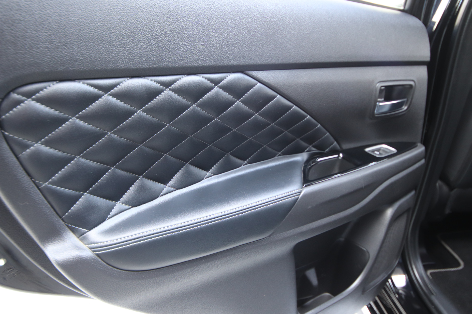 Foto van Mitsubishi Mitsubishi Outlander