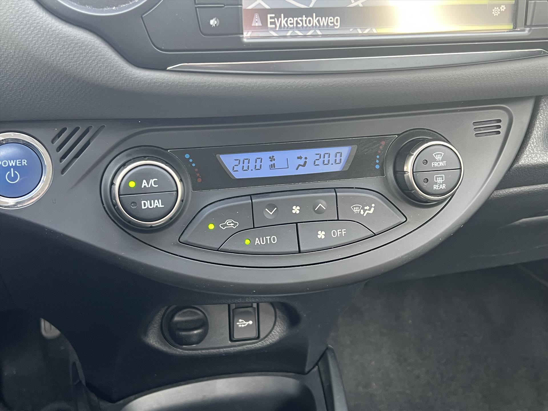Foto van Toyota Toyota Yaris Hybrid