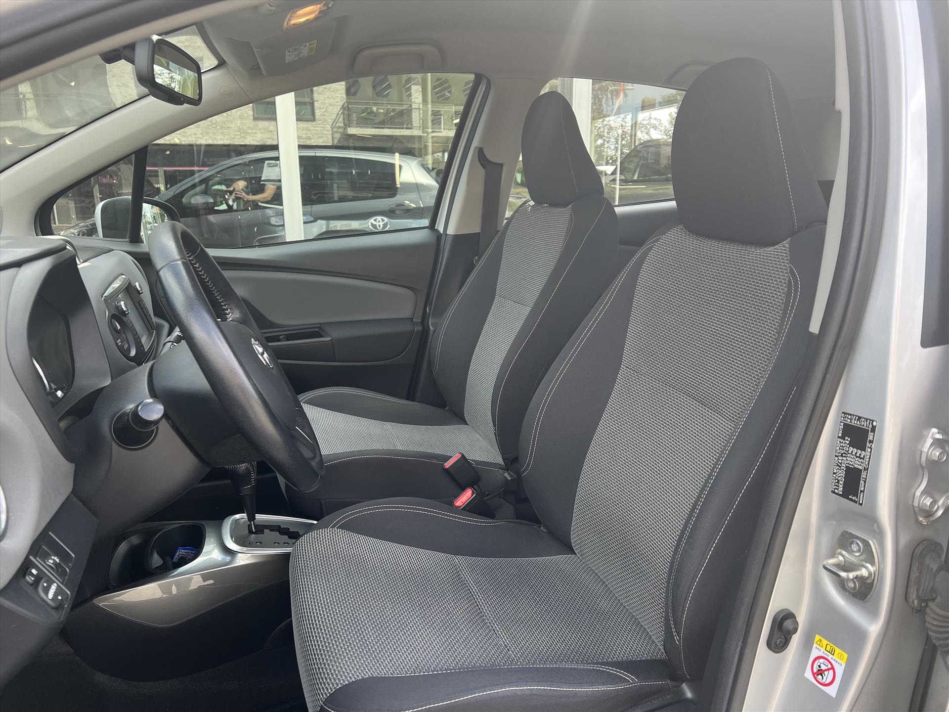 Foto van Toyota Toyota Yaris Hybrid