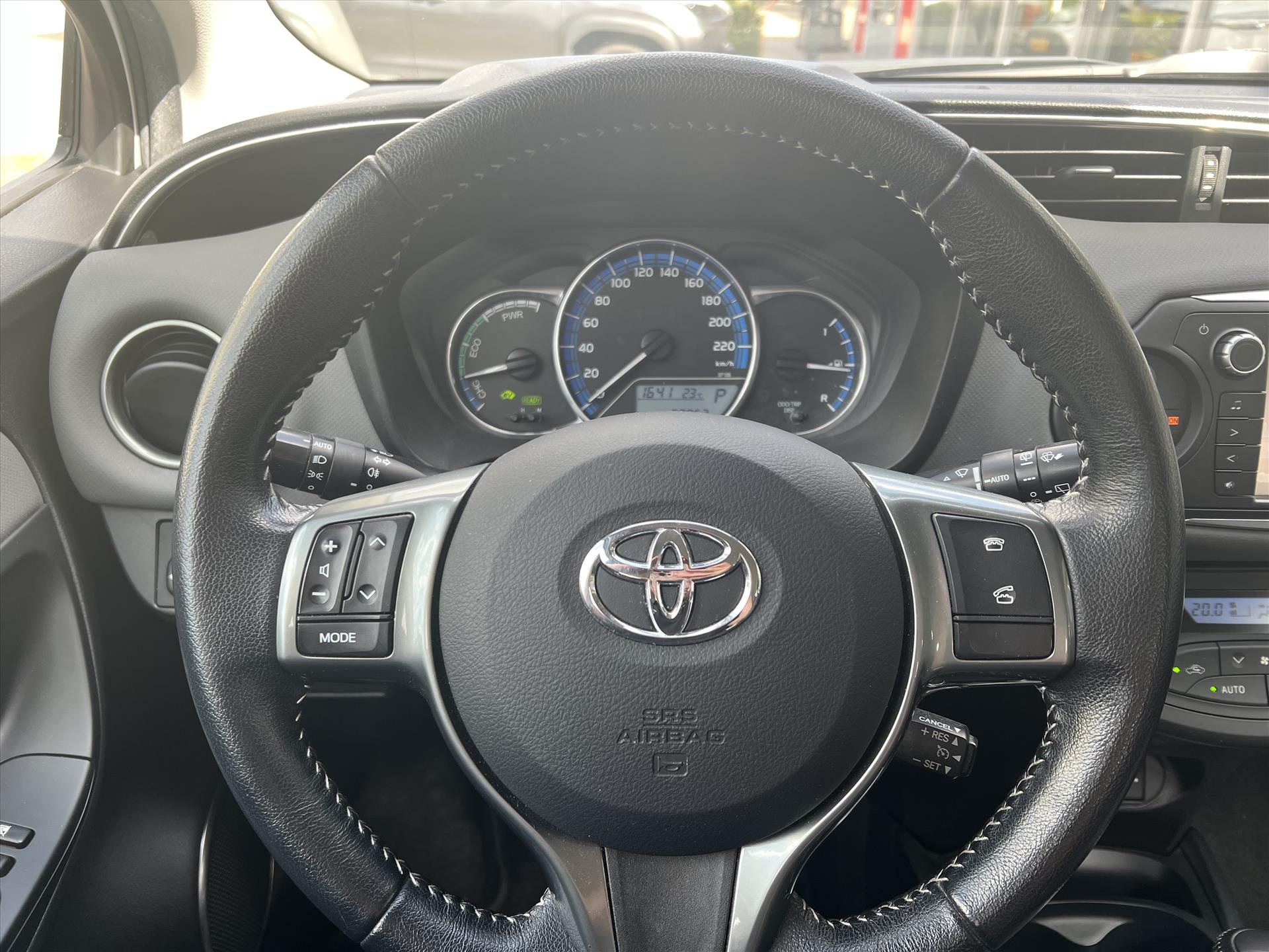 Foto van Toyota Toyota Yaris Hybrid
