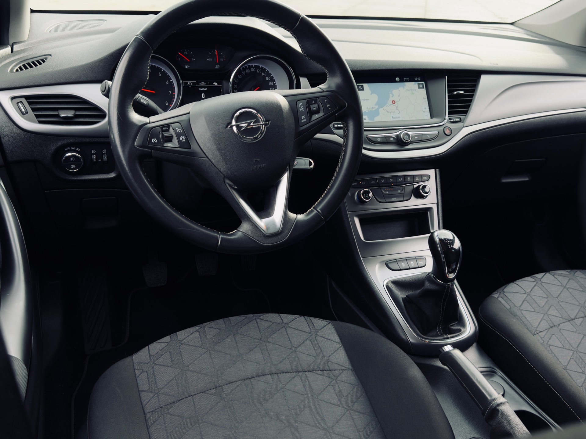 Foto van Opel Astra Sports Tourer