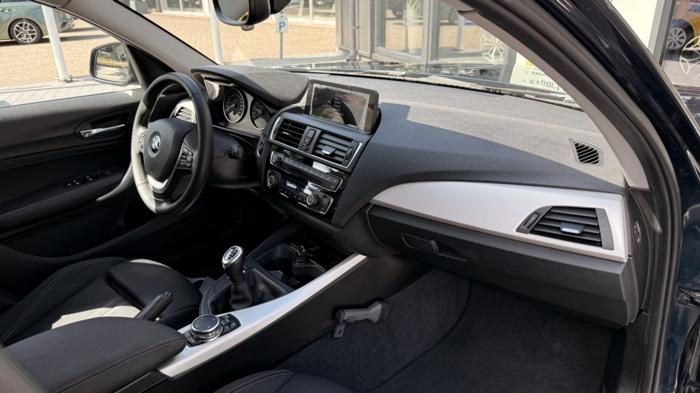Foto van BMW 118i