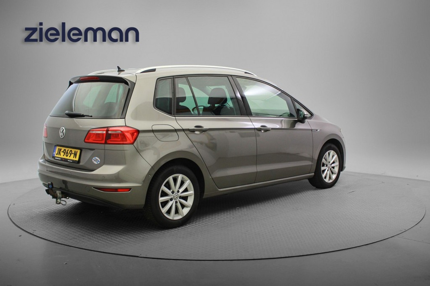 Foto van Volkswagen Golf Sportsvan
