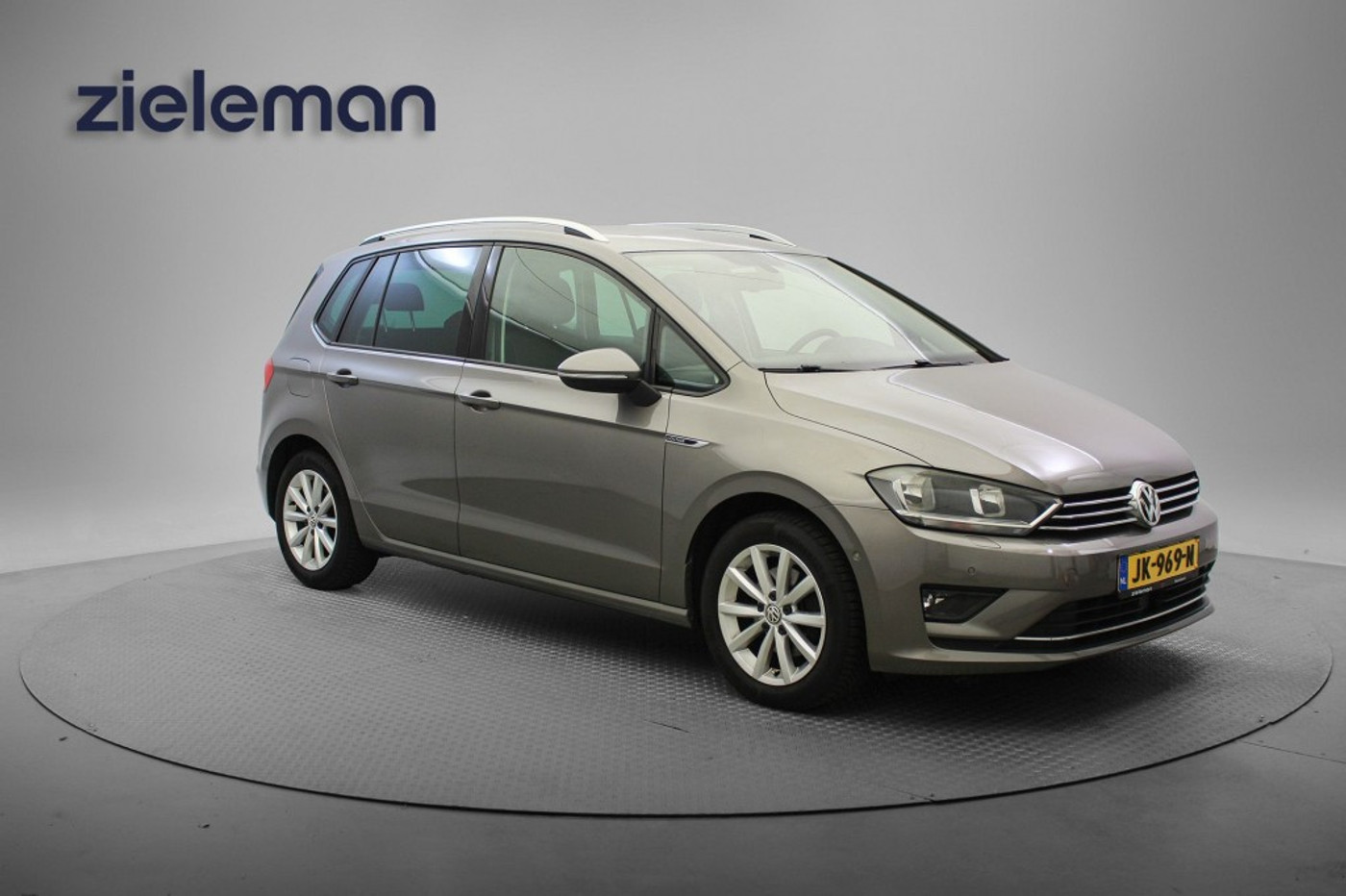 Volkswagen Golf Sportsvan 1.4 TSI Business Connected Automaat - Navi, Clima, Stoelverw. Trekhaak 2015 - voorkant