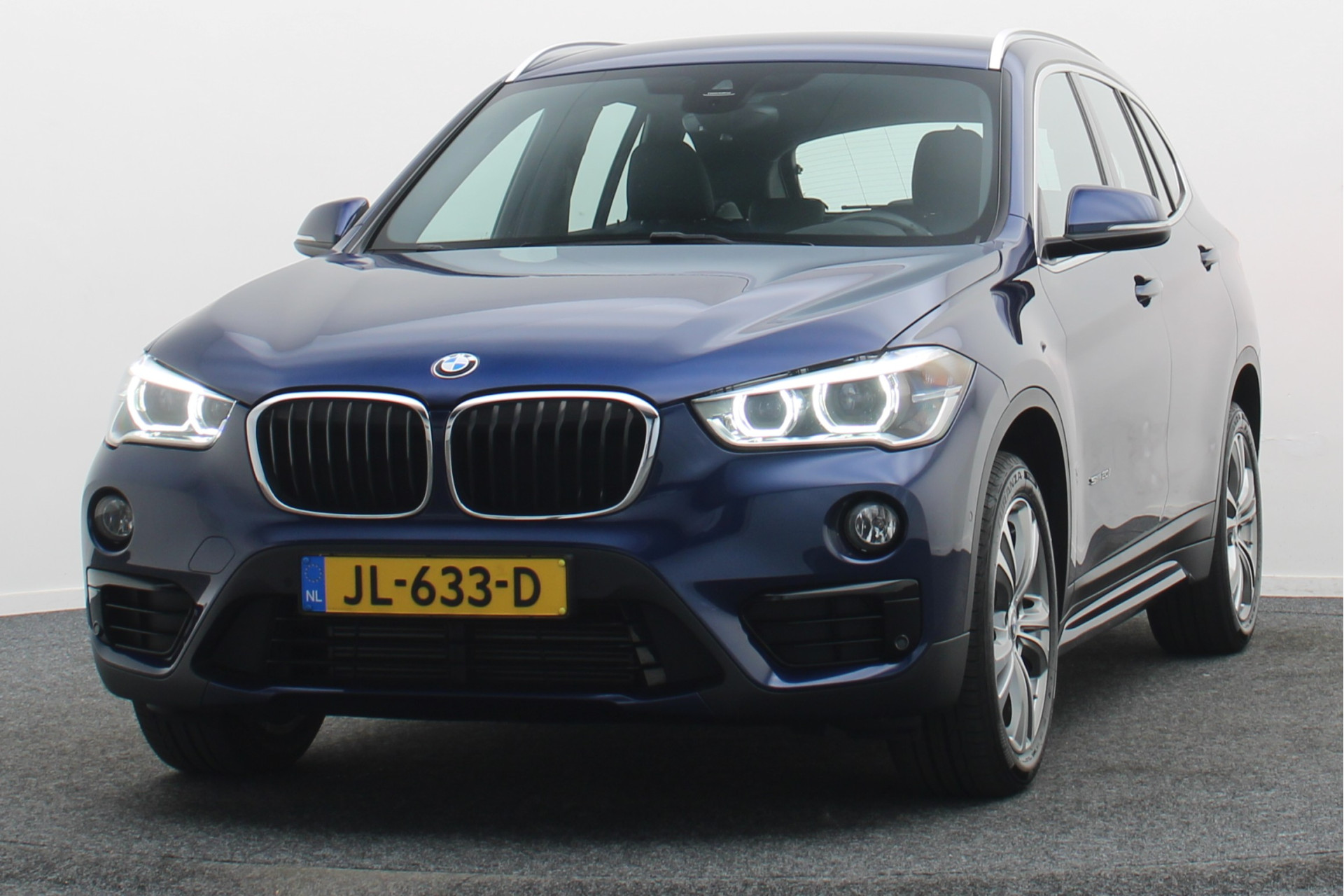 Foto van BMW X1 Sdrive20i