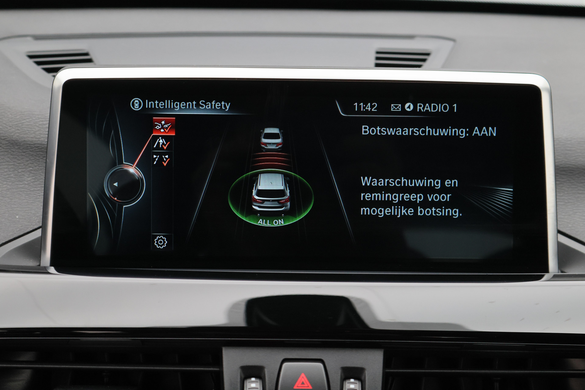 Foto van BMW X1 Sdrive20i