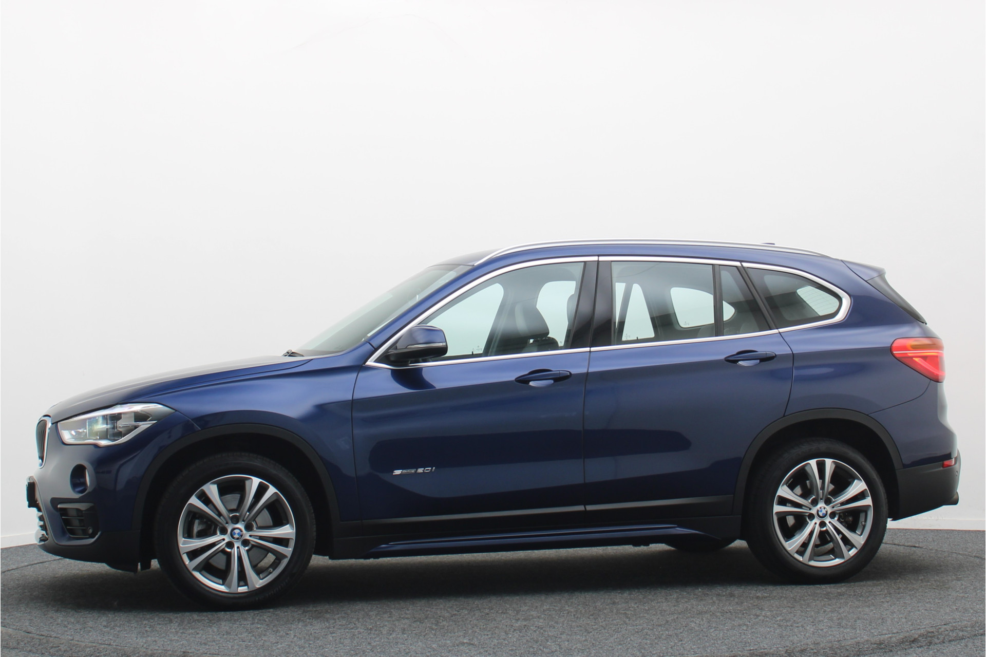 Foto van BMW X1 Sdrive20i
