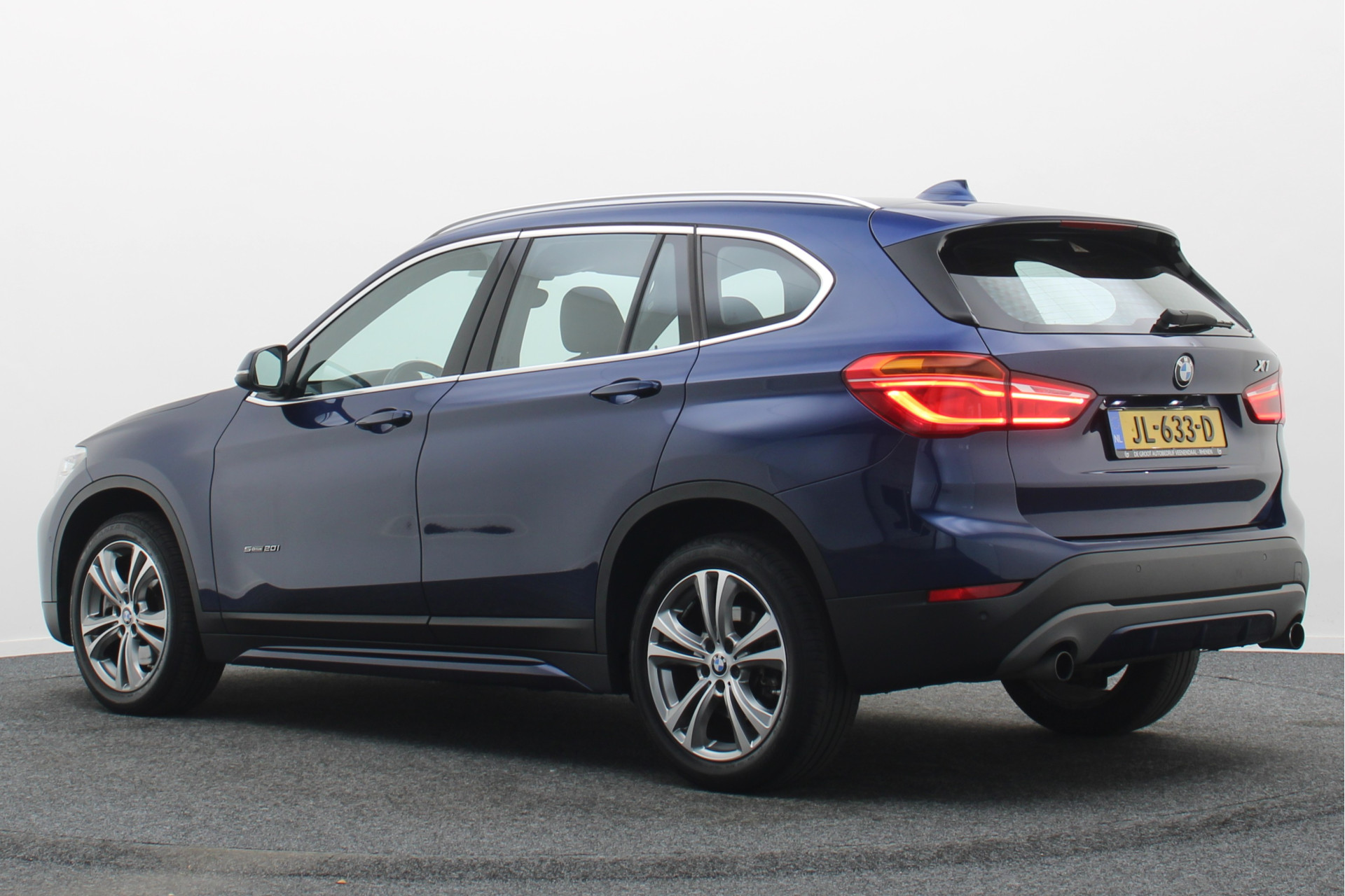 Foto van BMW X1 Sdrive20i