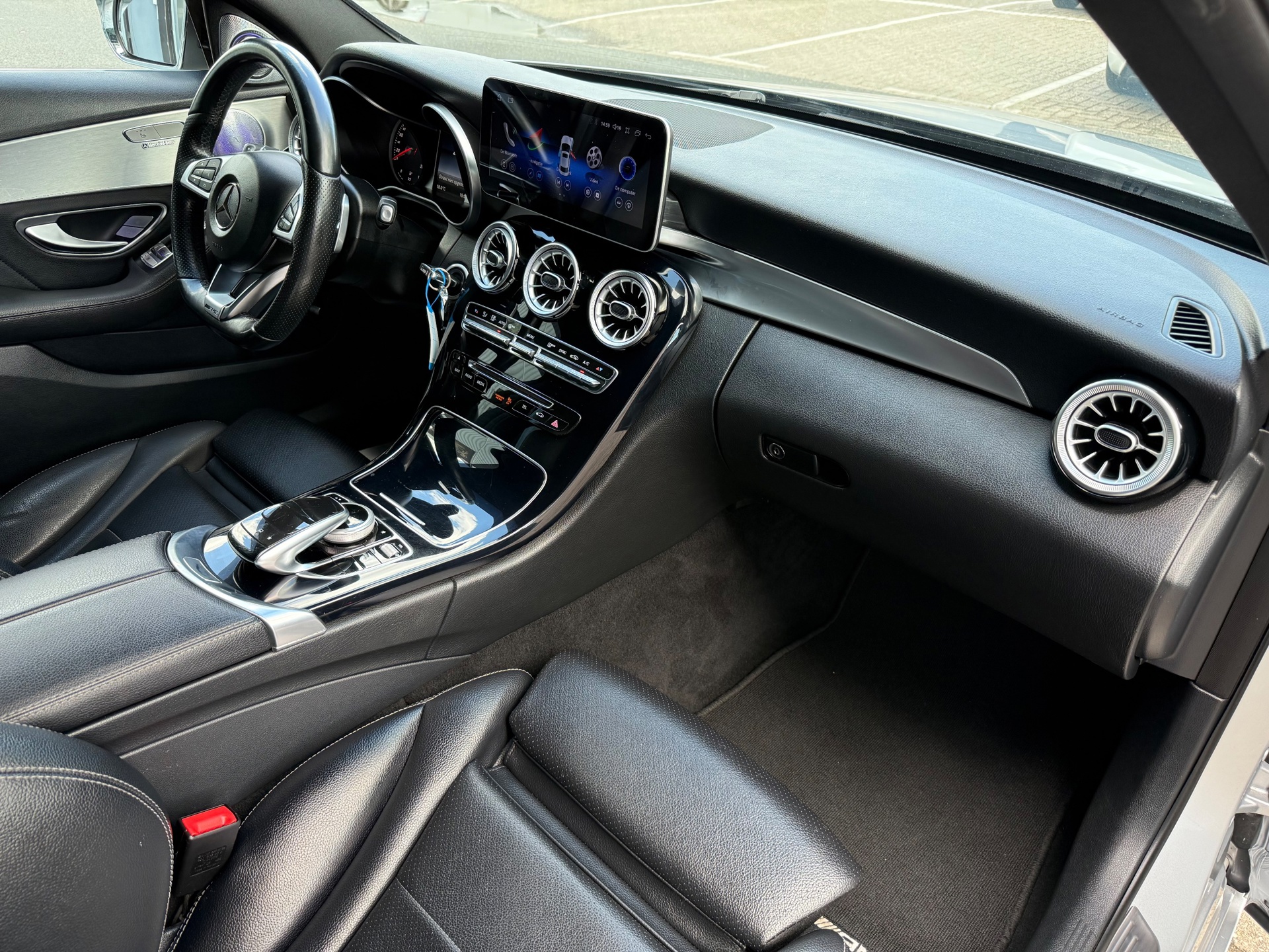 Foto van Mercedes-Benz C 300 H