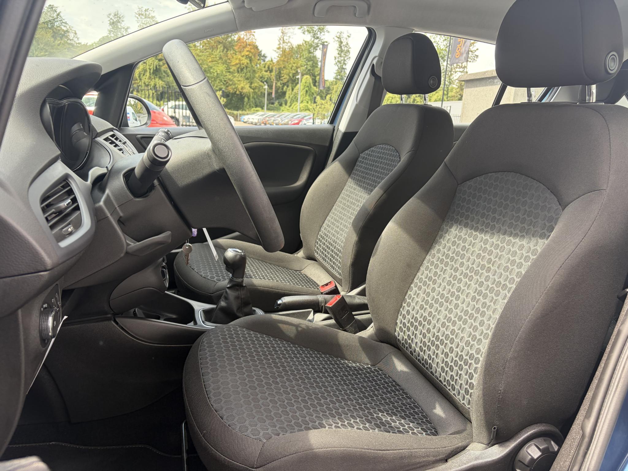 Foto van Opel Corsa-e