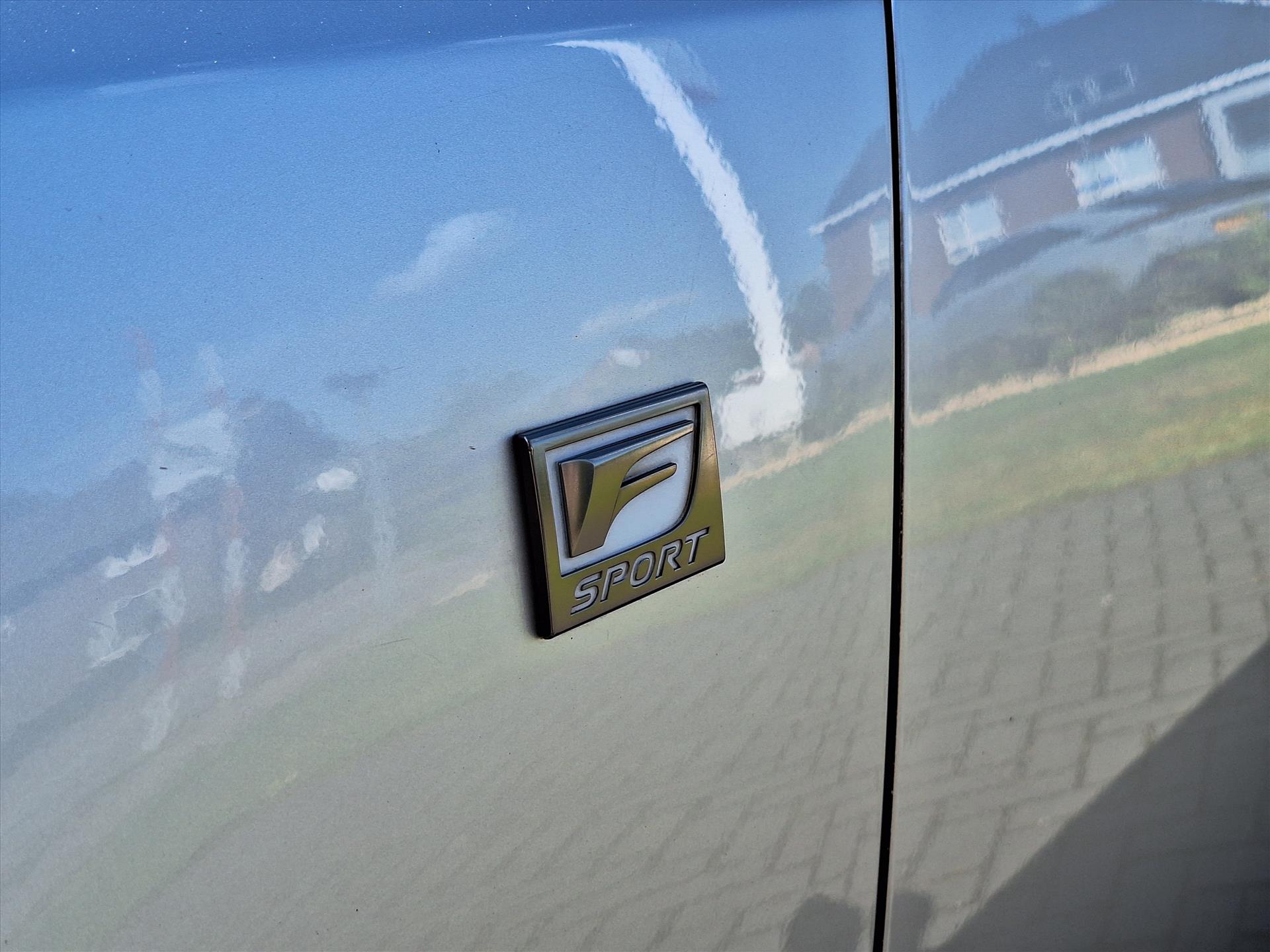 Foto van Lexus Lexus Gs450h