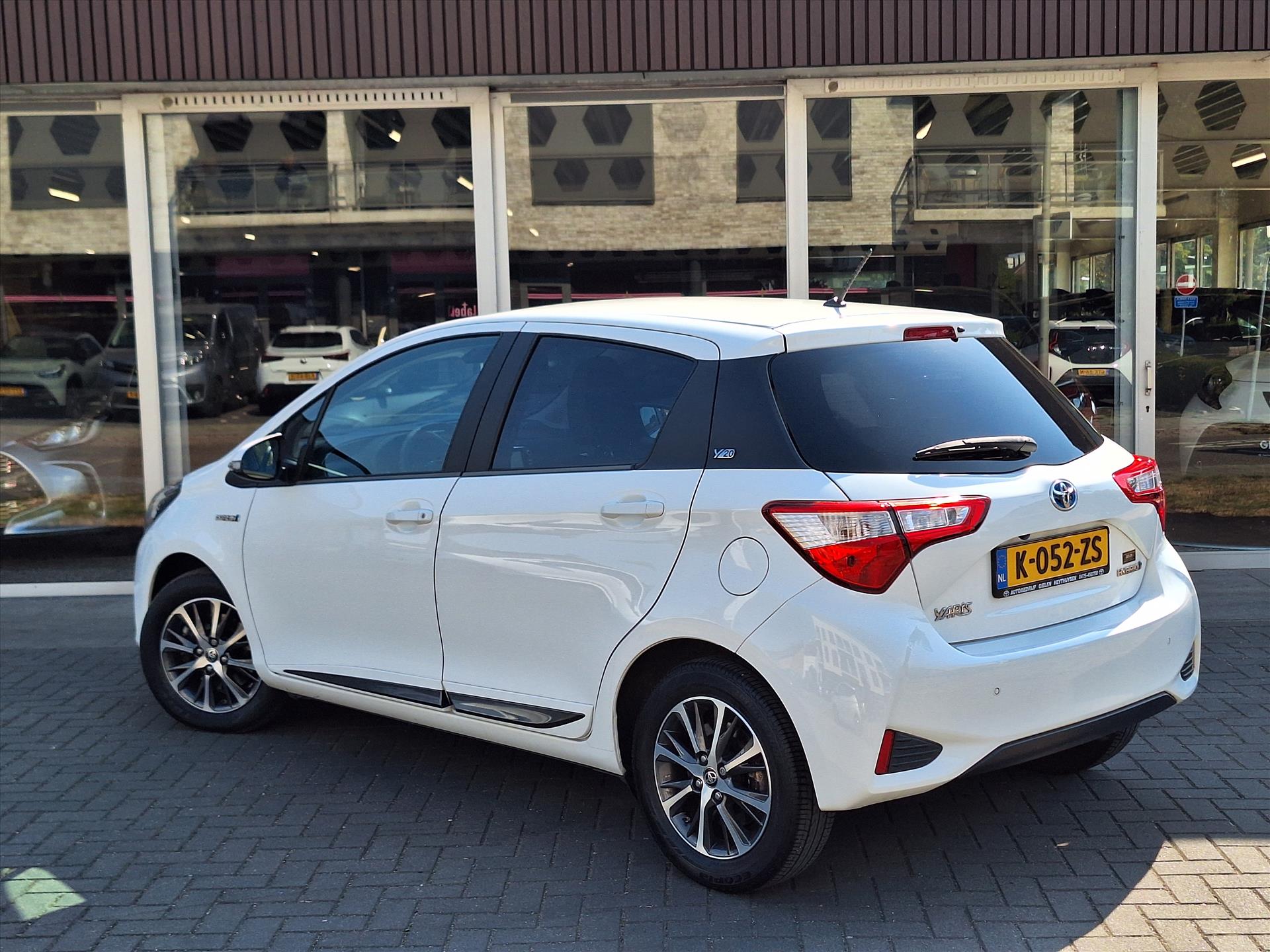 Foto van Toyota Toyota Yaris Hybrid