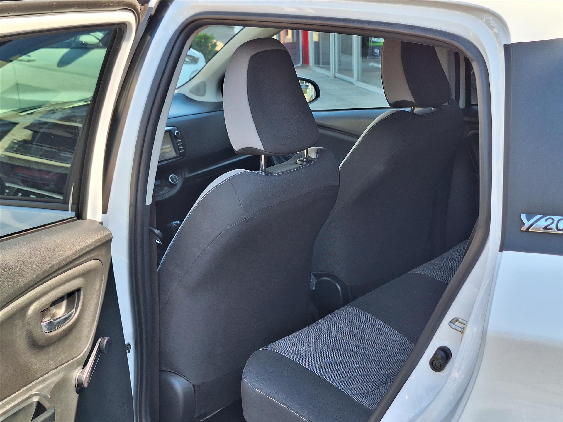 Foto van Toyota Toyota Yaris Hybrid