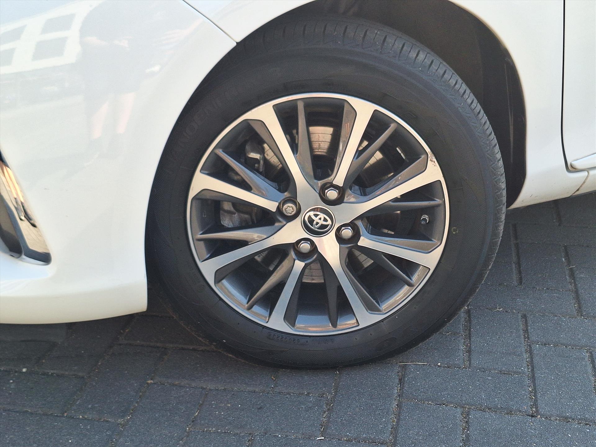 Foto van Toyota Toyota Yaris Hybrid