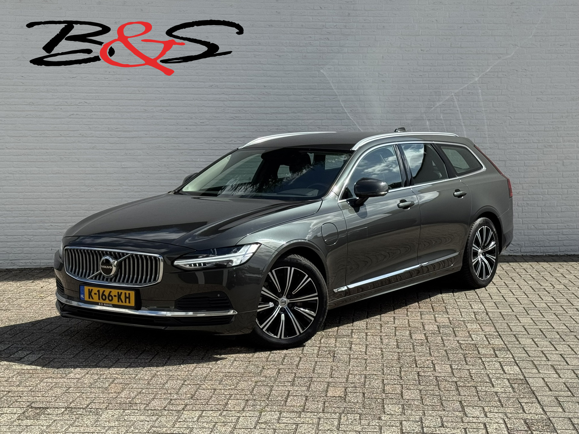 Volvo V90 2.0 T6 PHEV AWD SOH85% Automaat Adaptive cruise Climate Stuur-stoelverwarming Leer Apple / Android Dodehoekdetectie 2021 - voorkant