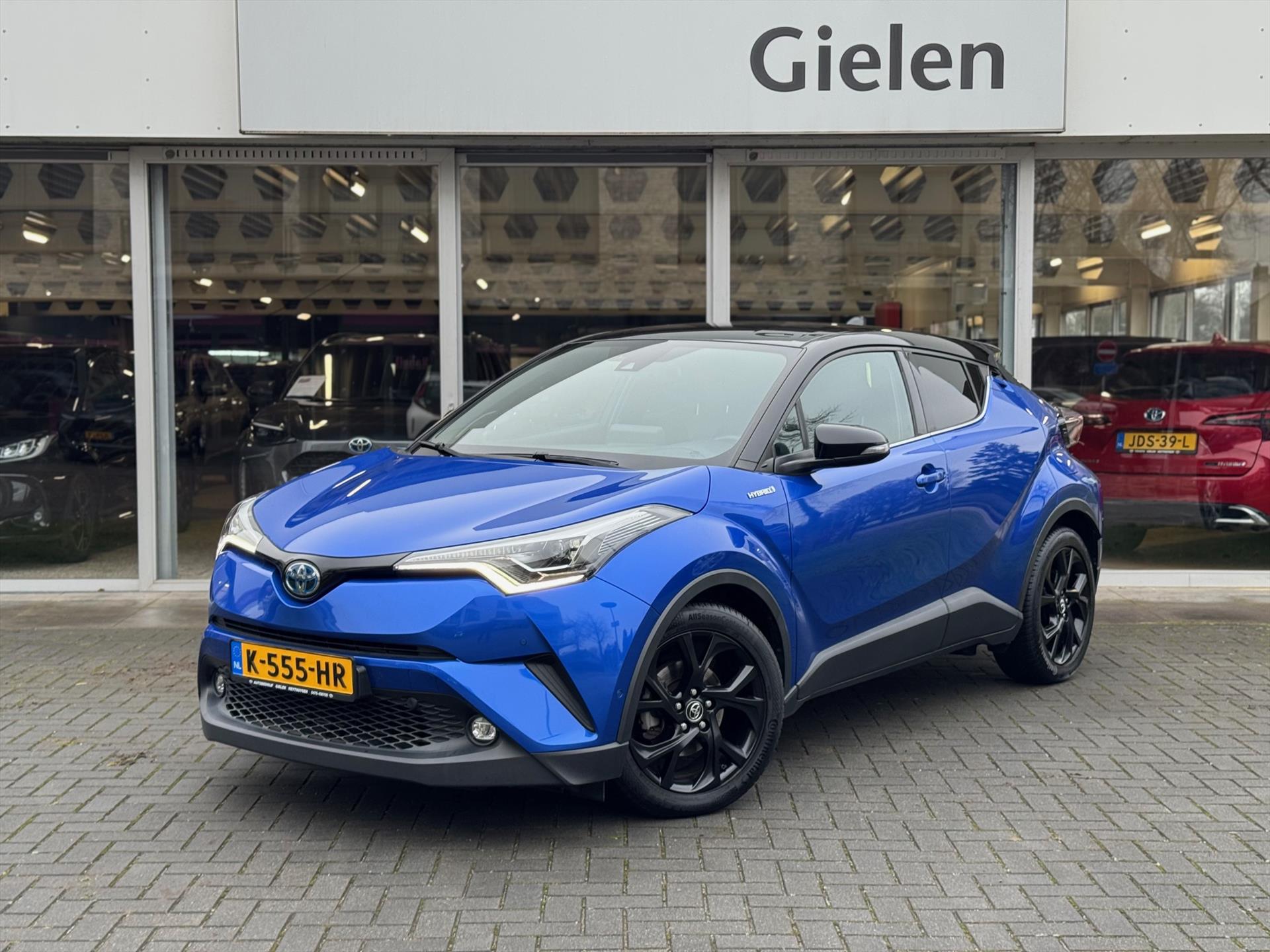 Toyota Toyota C-hr 1.8 Hybrid Bi-Tone Plus | JBL, Led Pakket, Half leer/Alcantara, Dodehoekherkenning, parkeersensoren, Stuurverwarming 2019 - voorkant