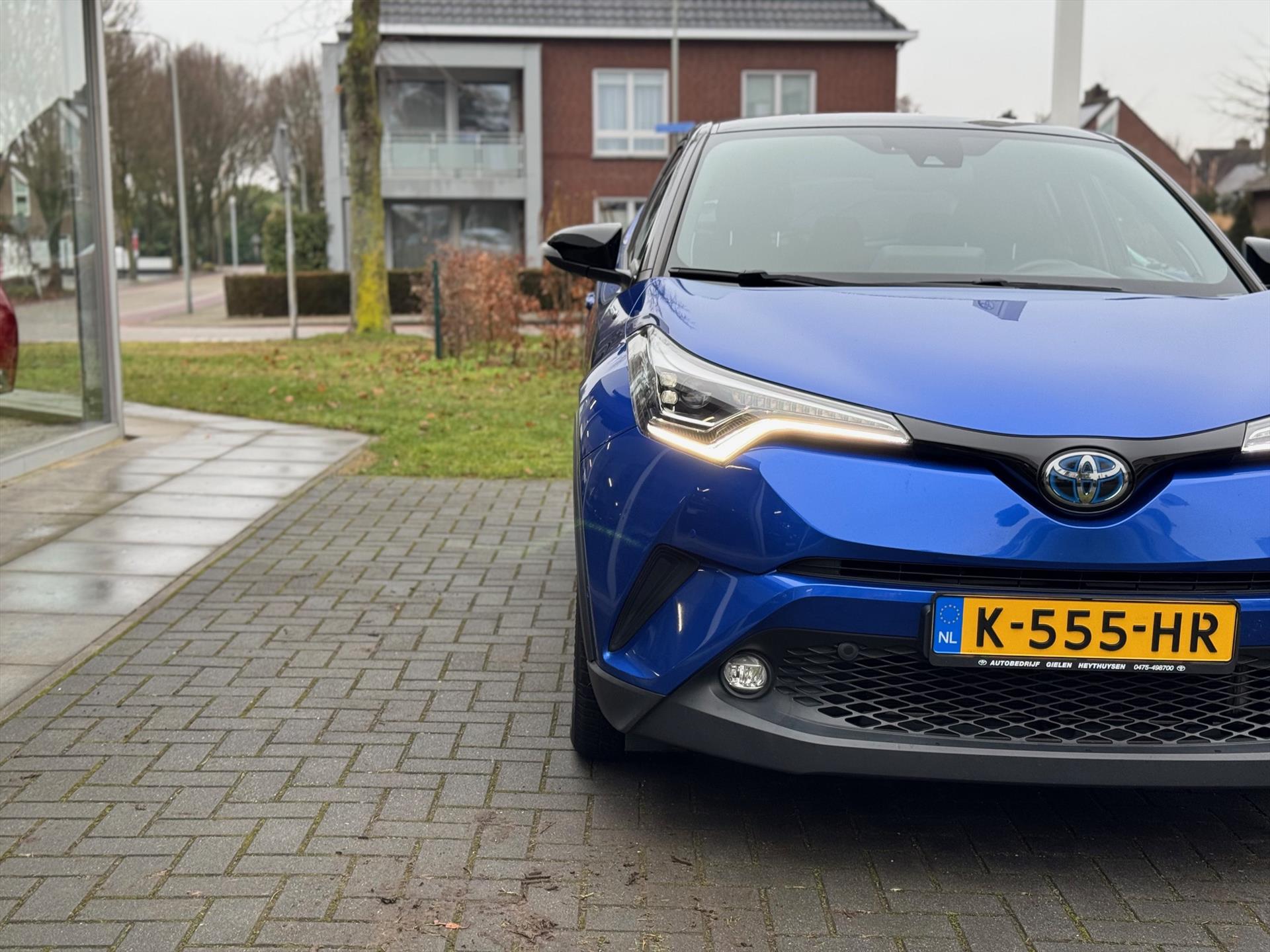 Foto van Toyota Toyota C-hr