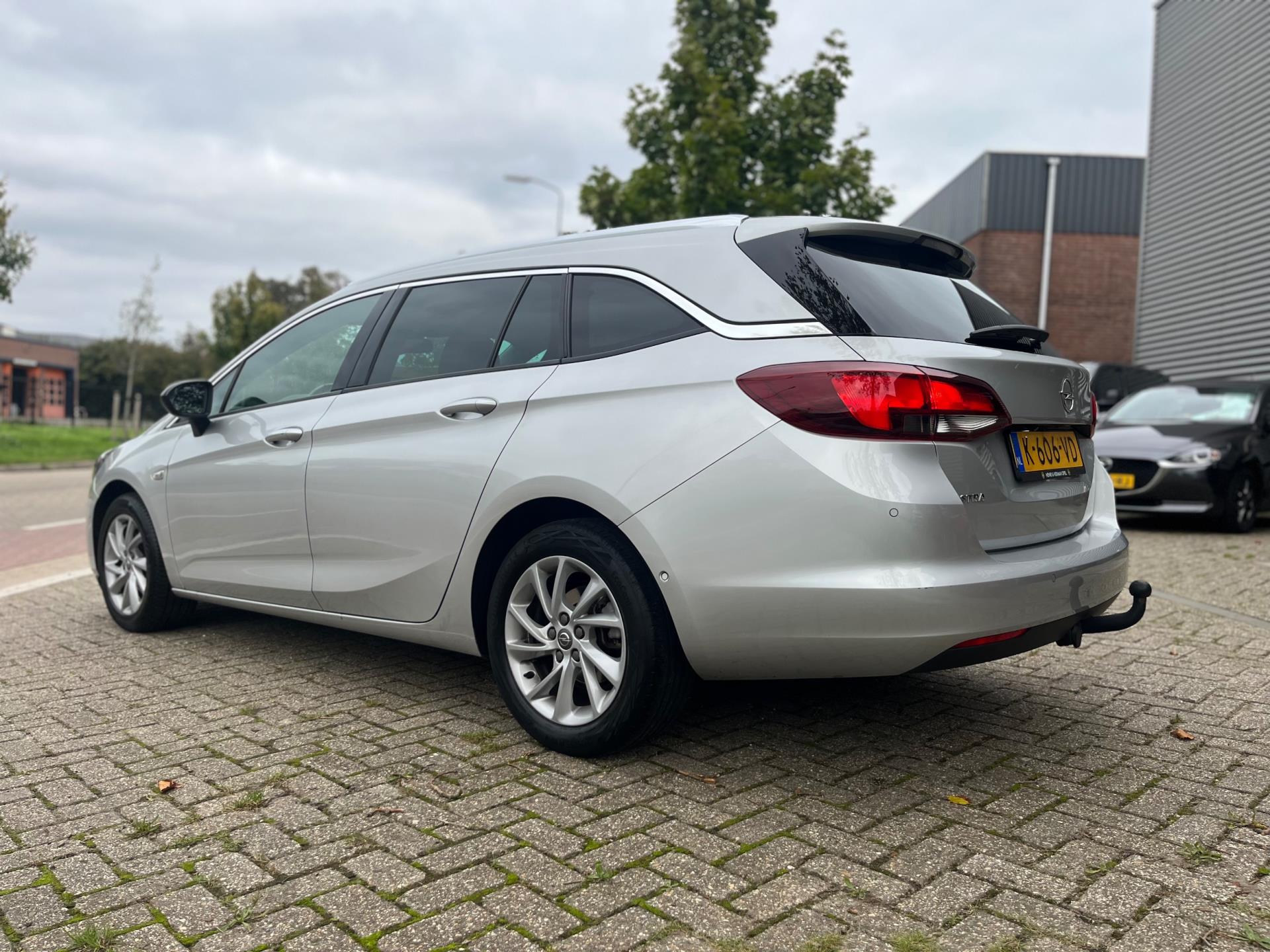 Foto van Opel Astra Sports Tourer