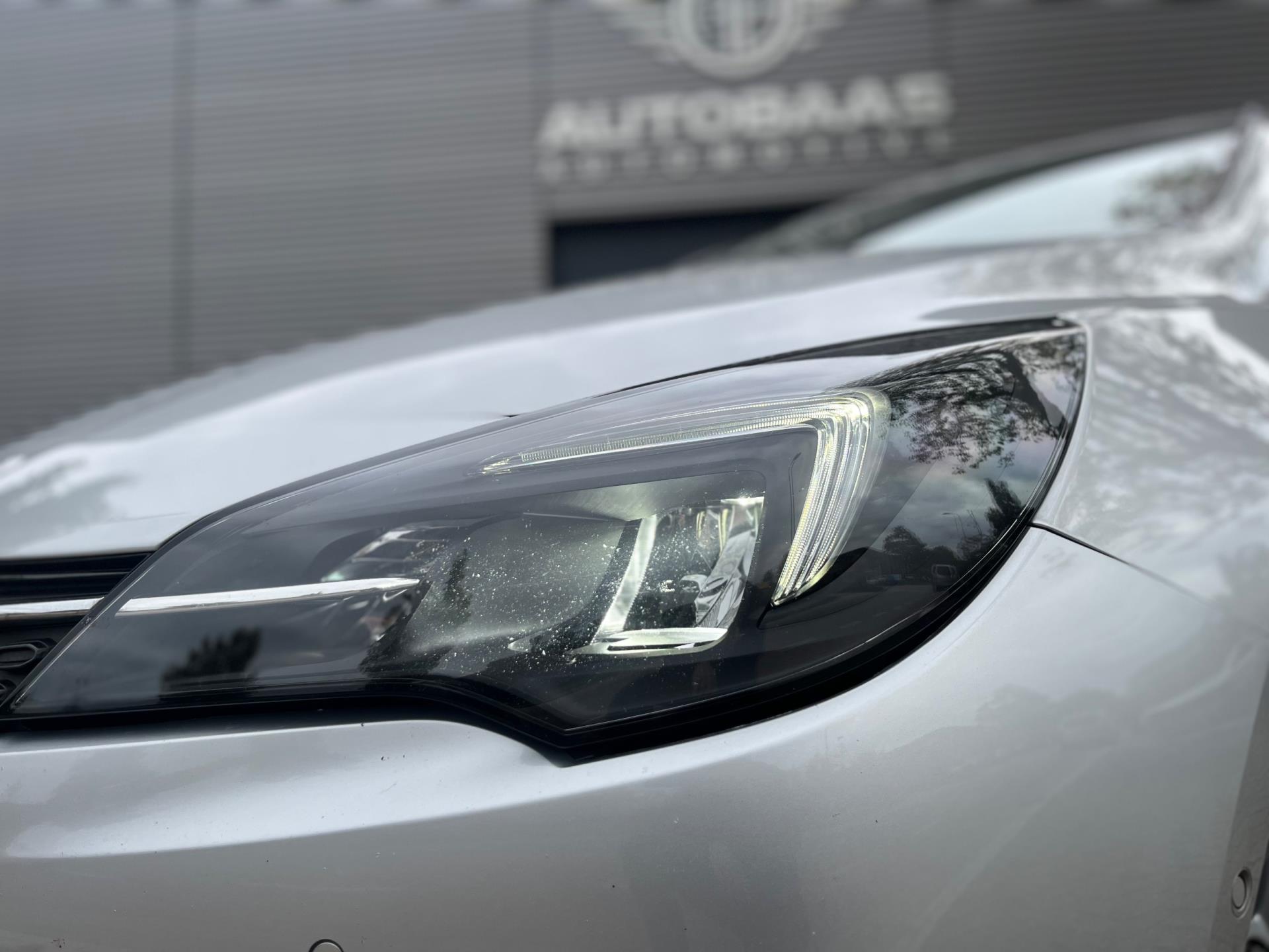 Foto van Opel Astra Sports Tourer