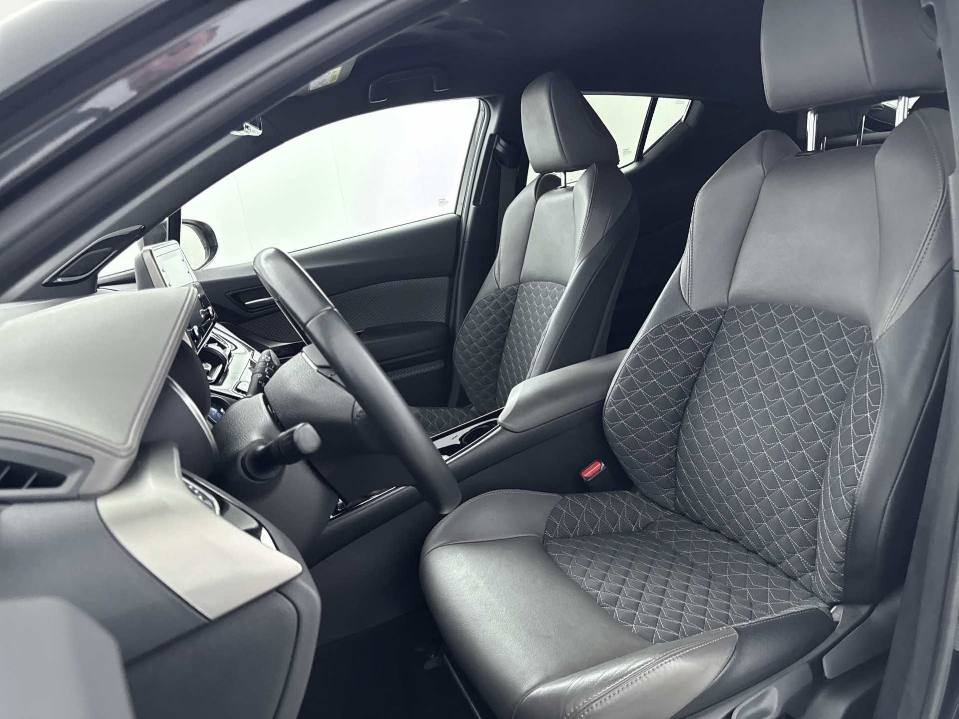 Foto van Toyota Toyota C-hr