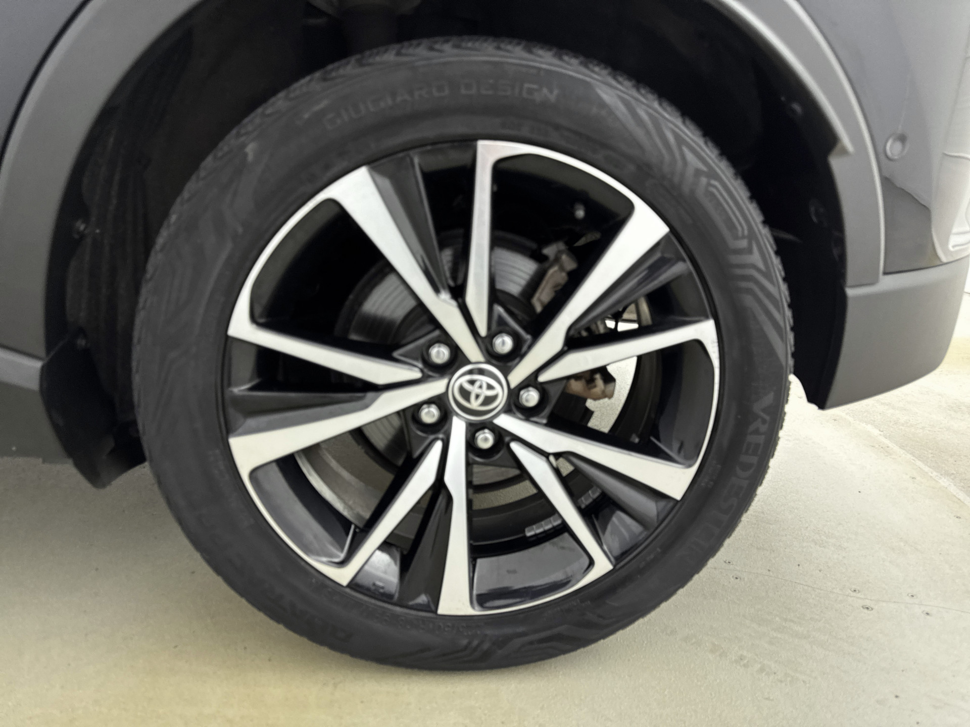 Foto van Toyota Toyota C-hr