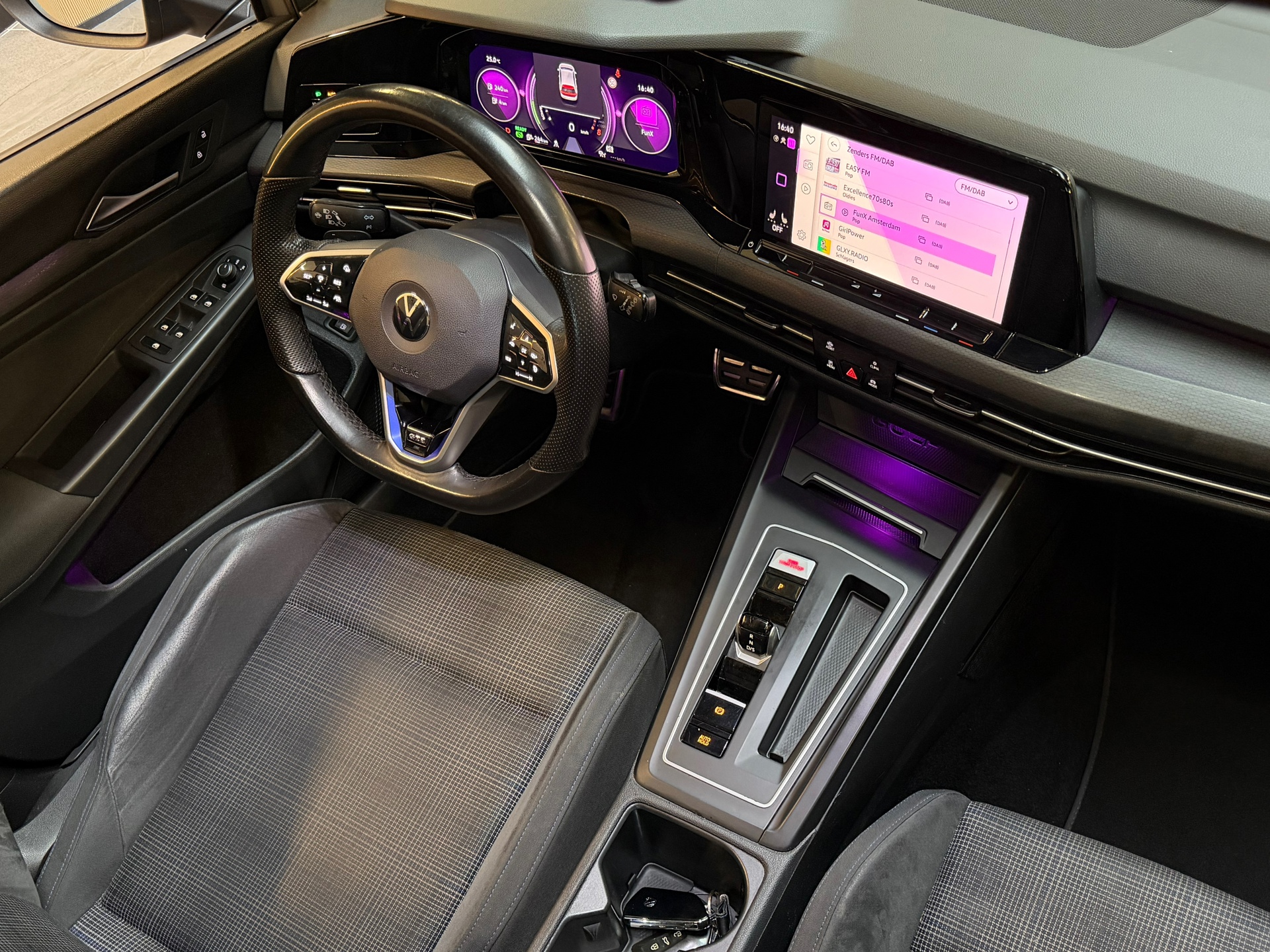 Foto van Volkswagen Golf GTE