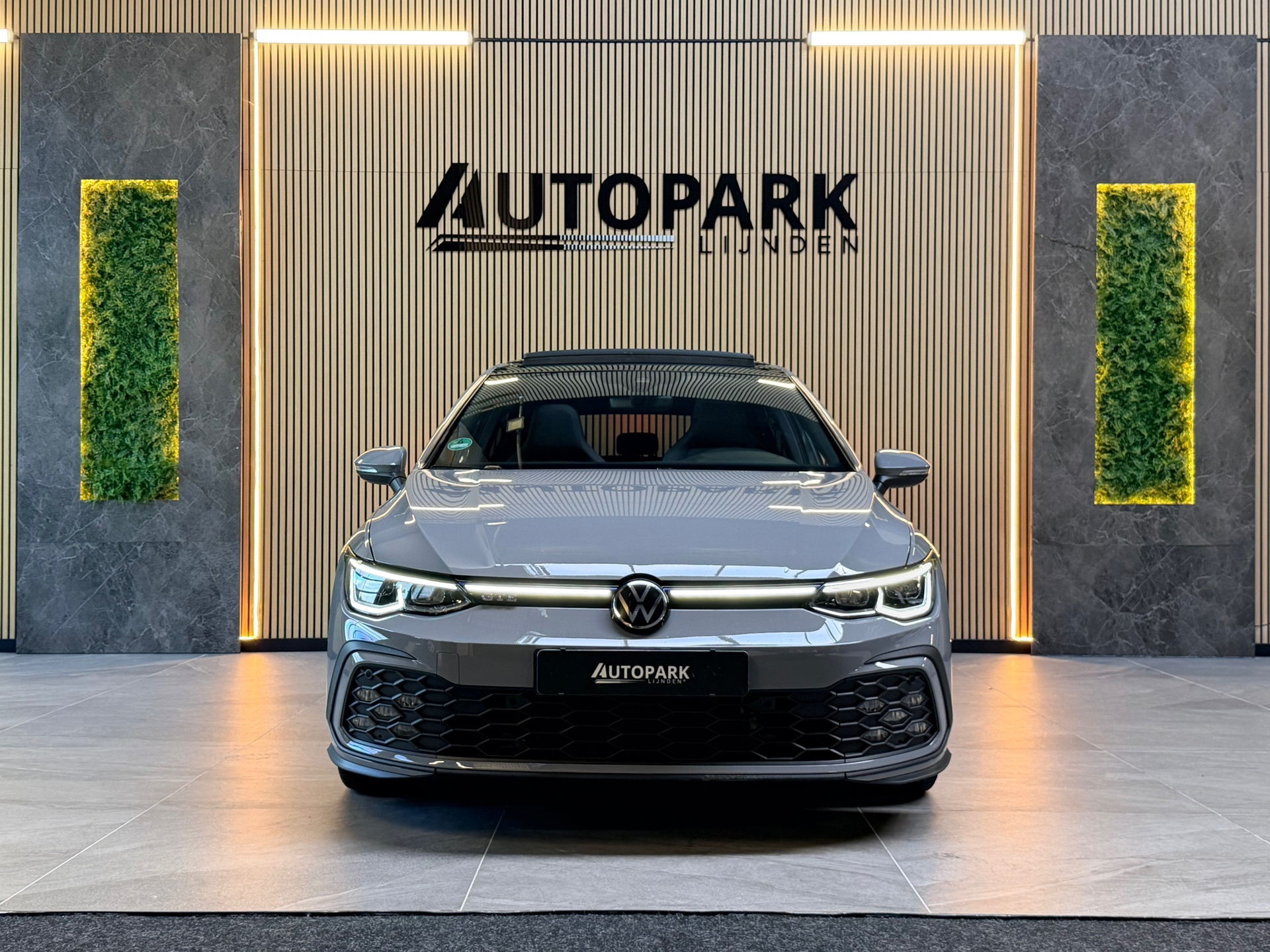 Foto van Volkswagen Golf GTE