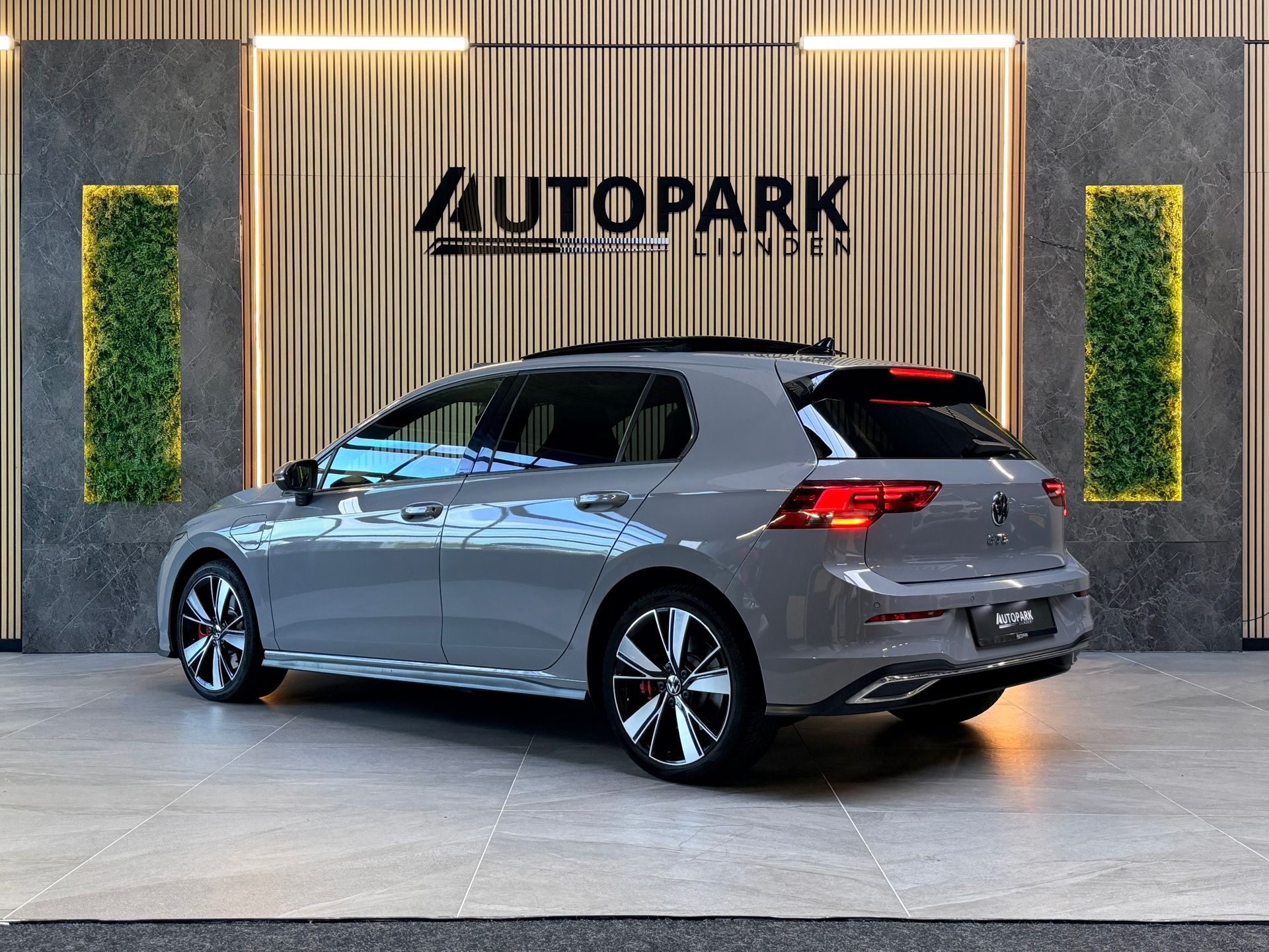 Foto van Volkswagen Golf GTE