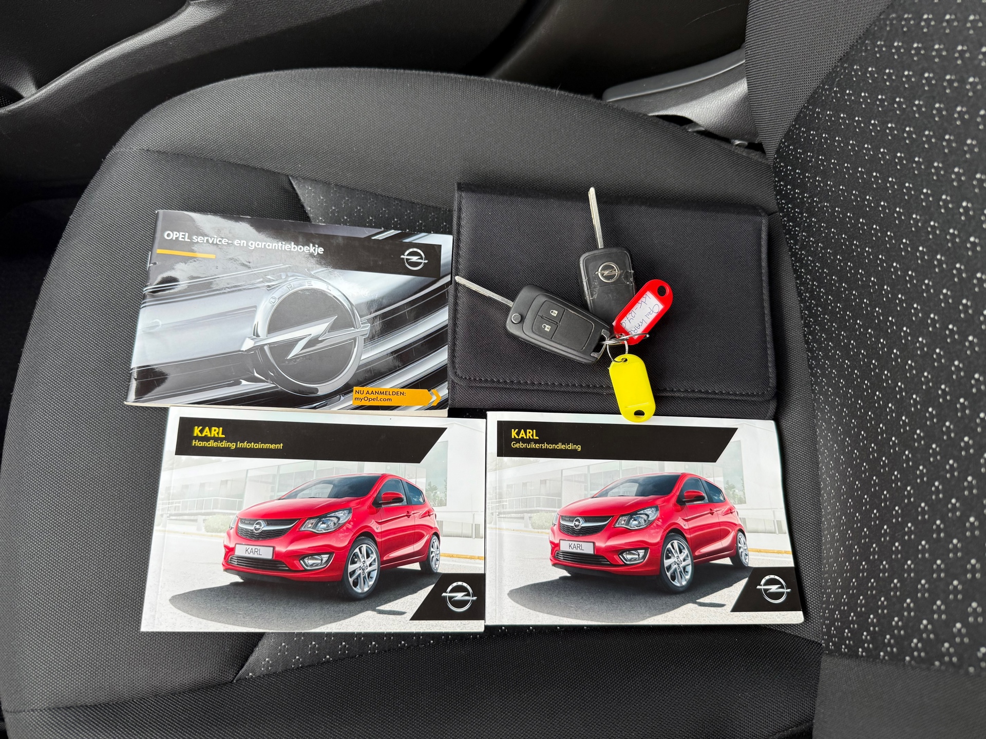Foto van Opel Karl / Viva