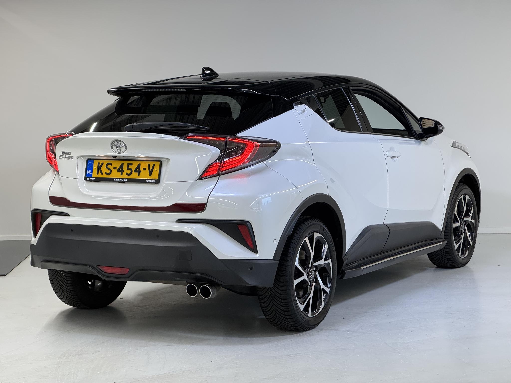 Foto van Toyota C-hr