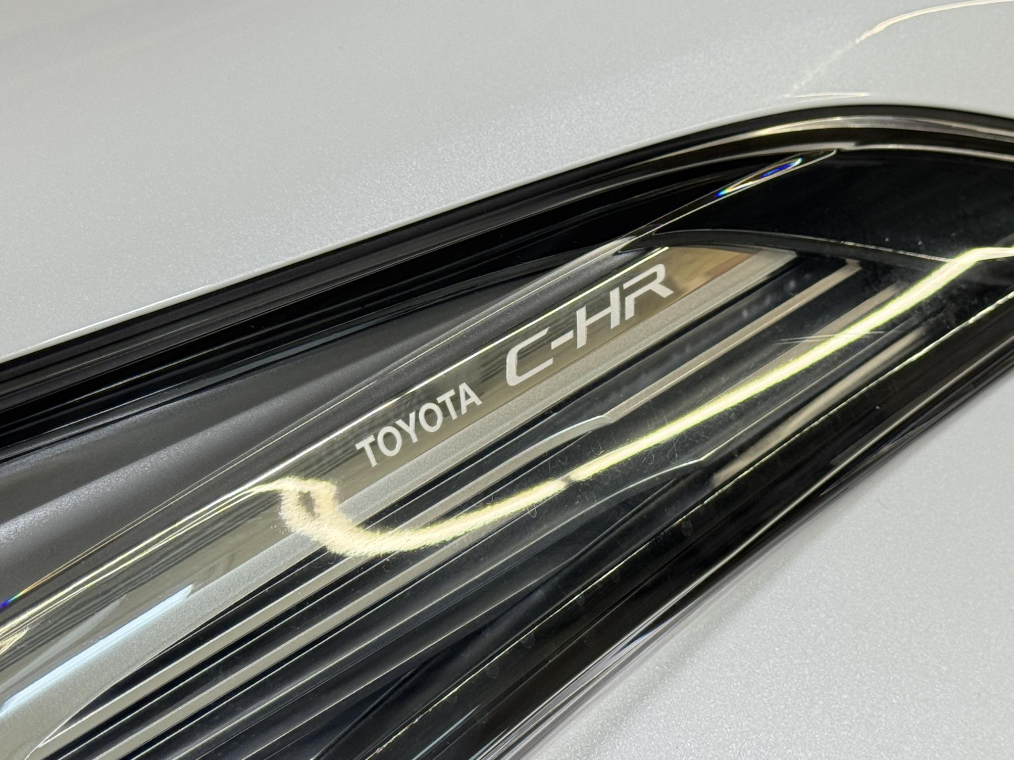 Foto van Toyota C-hr