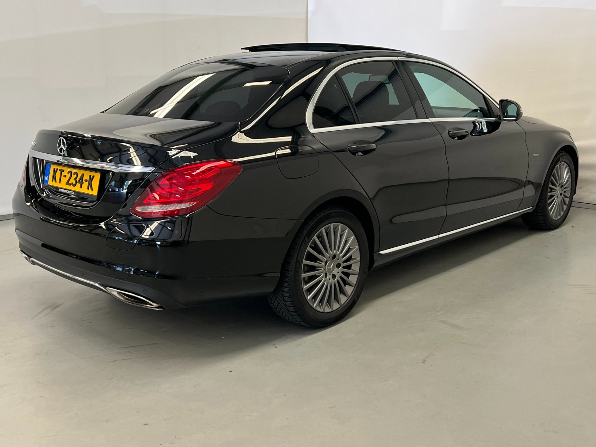 Foto van Mercedes-Benz C 350 E