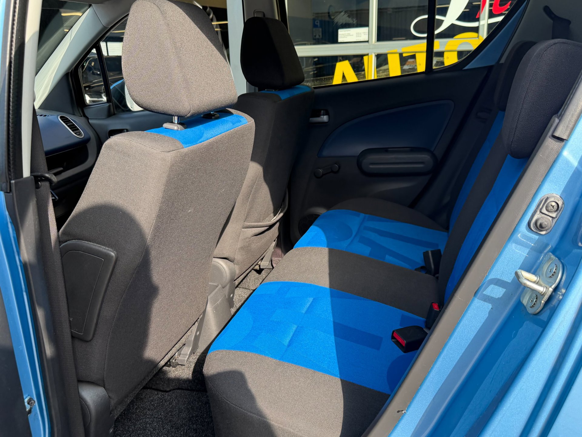 Foto van Opel Agila
