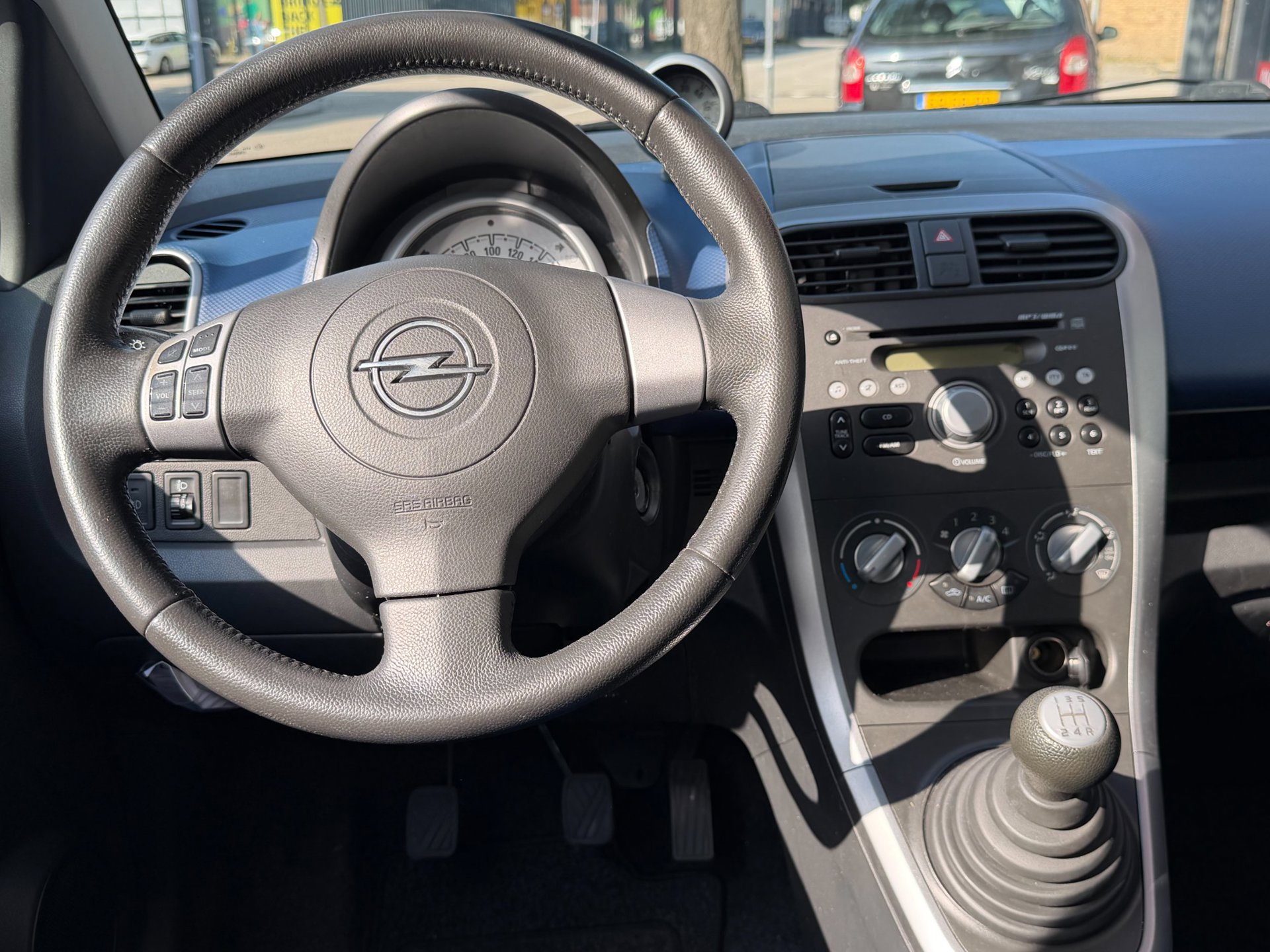 Foto van Opel Agila