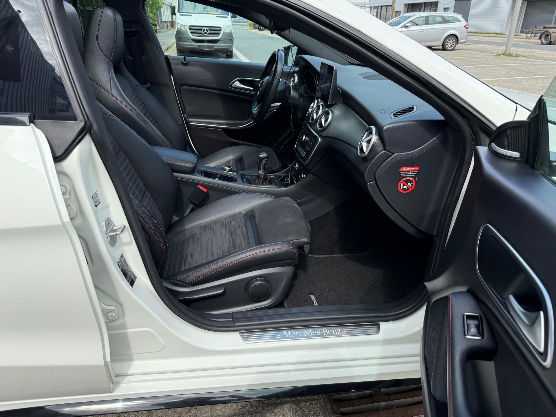Foto van Mercedes-Benz Cla-klasse