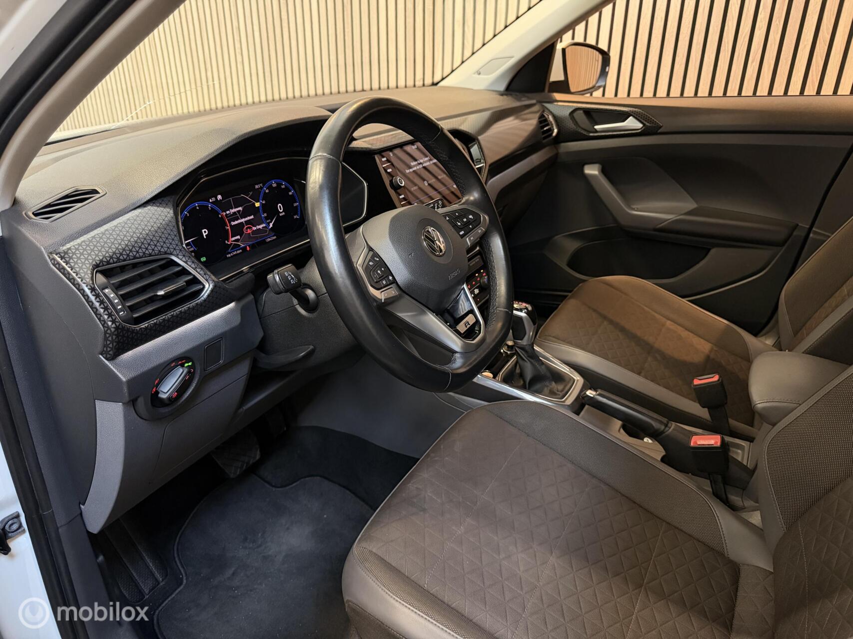 Foto van Volkswagen T-cross