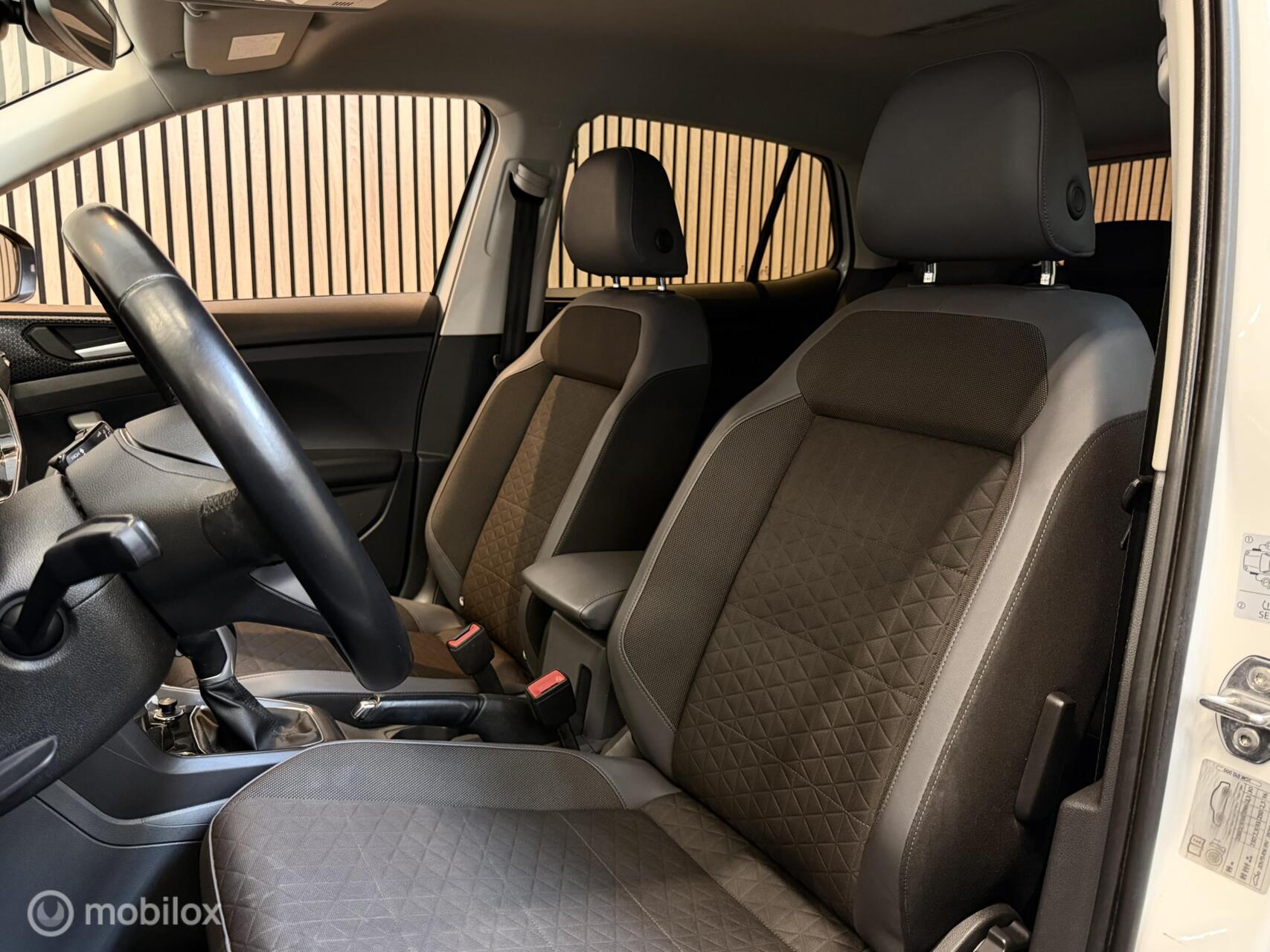 Foto van Volkswagen T-cross