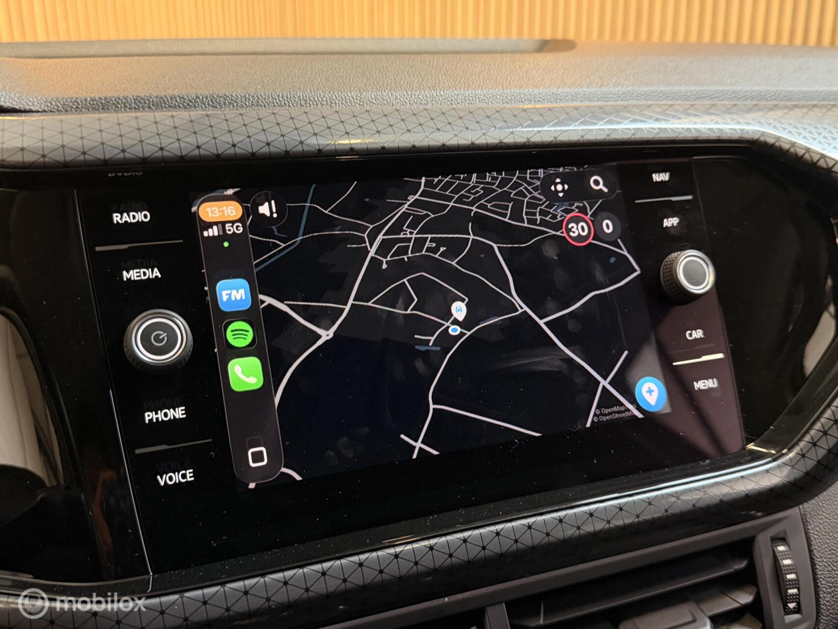 Foto van Volkswagen T-cross