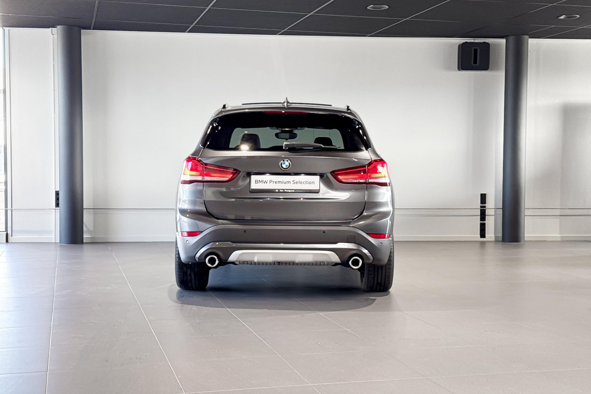 Foto van BMW X1 Sdrive20i