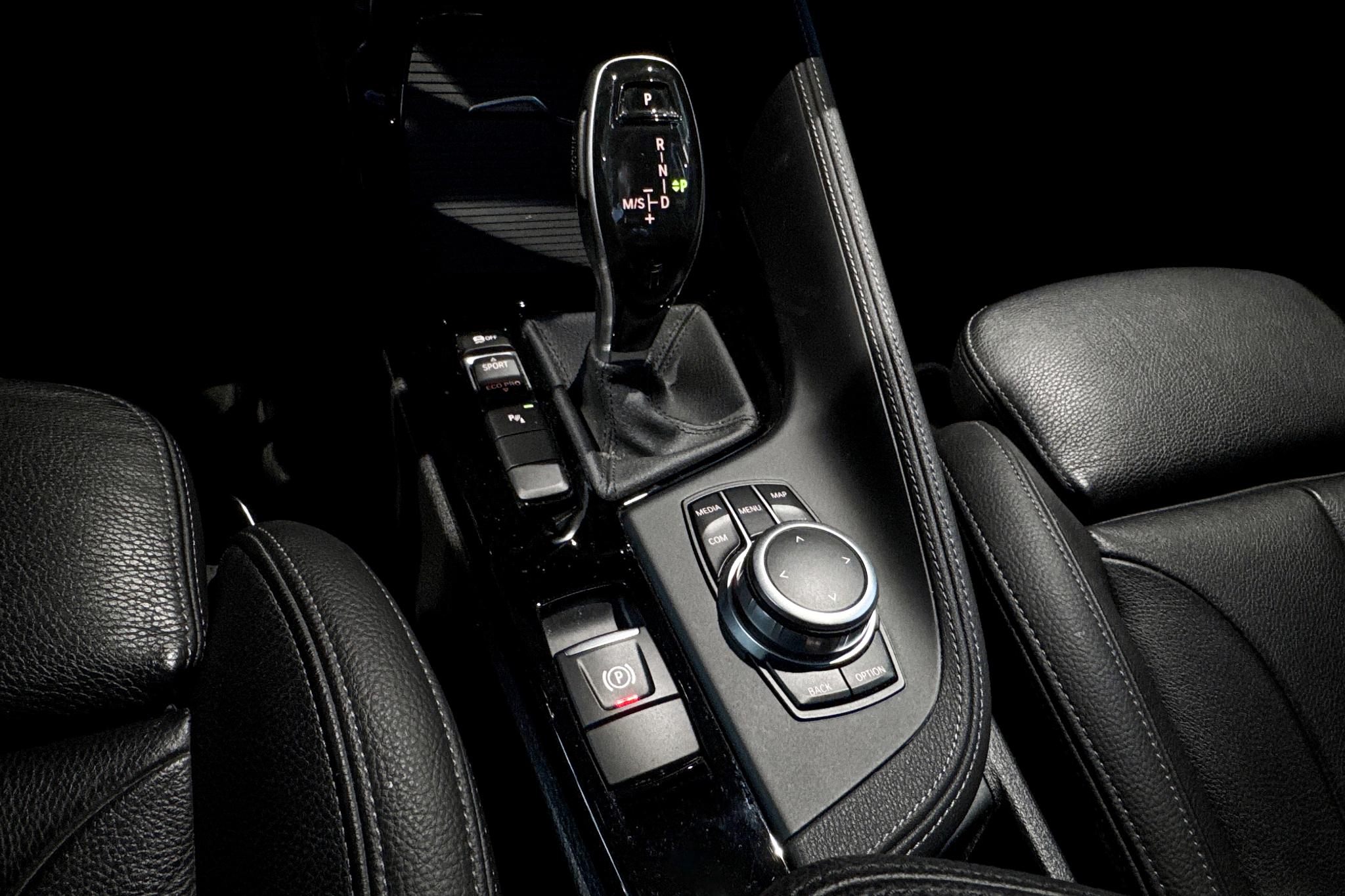 Foto van BMW X1 Sdrive20i