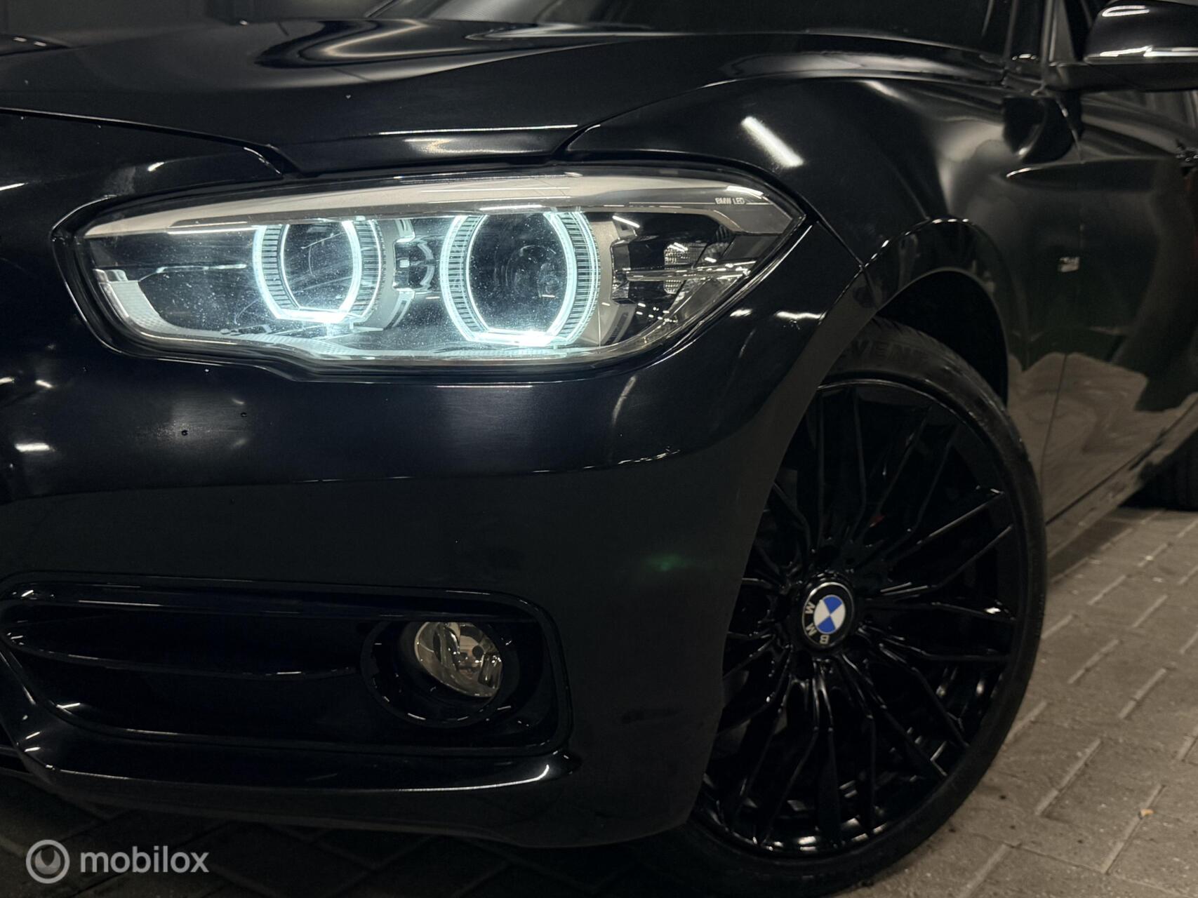 Foto van BMW 118i