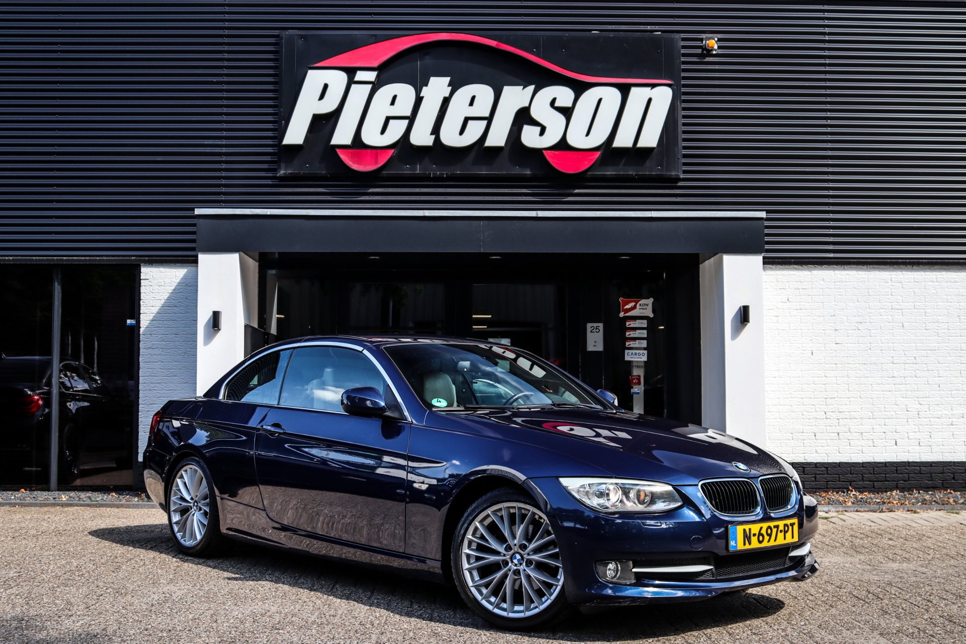 Foto van BMW 320i