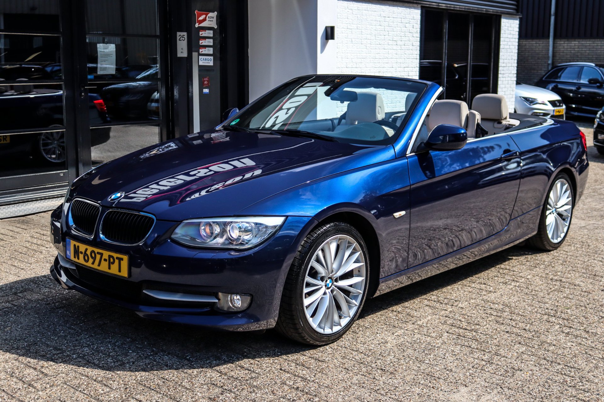 Foto van BMW 320i