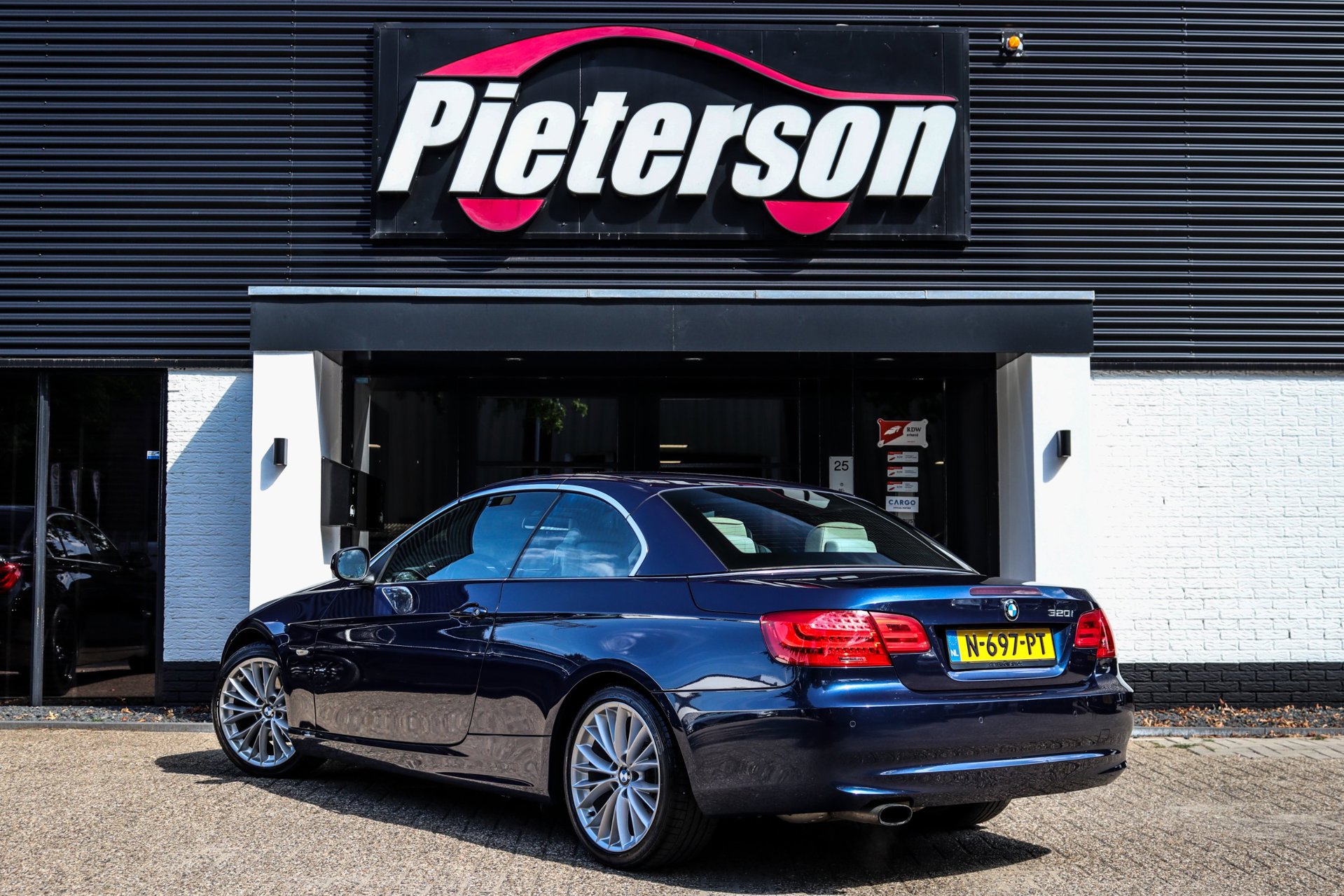 Foto van BMW 320i