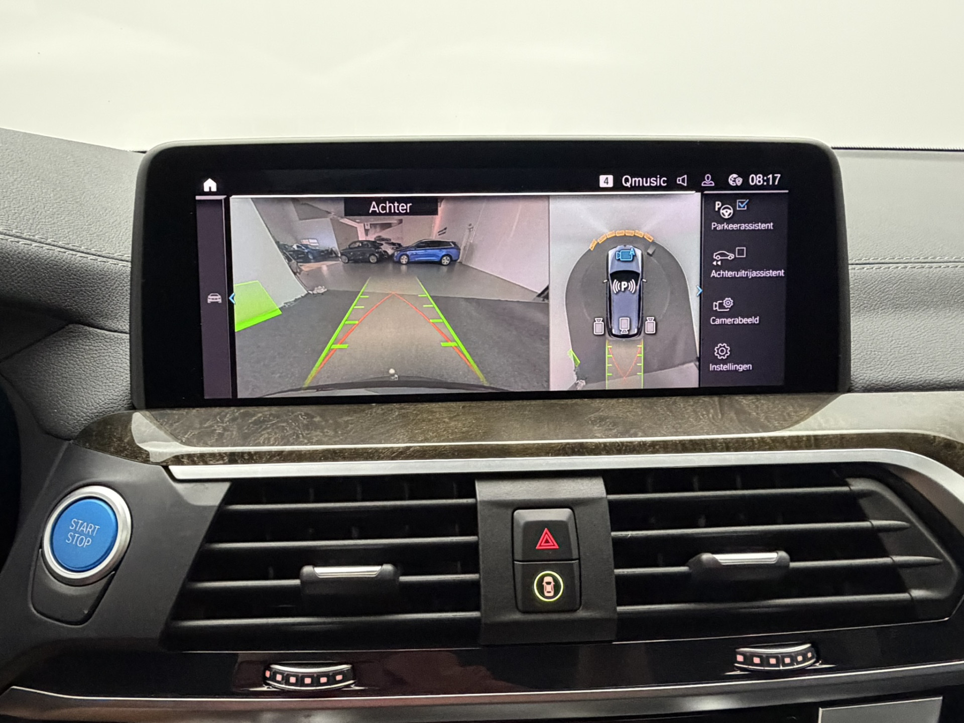 Foto van BMW Ix3